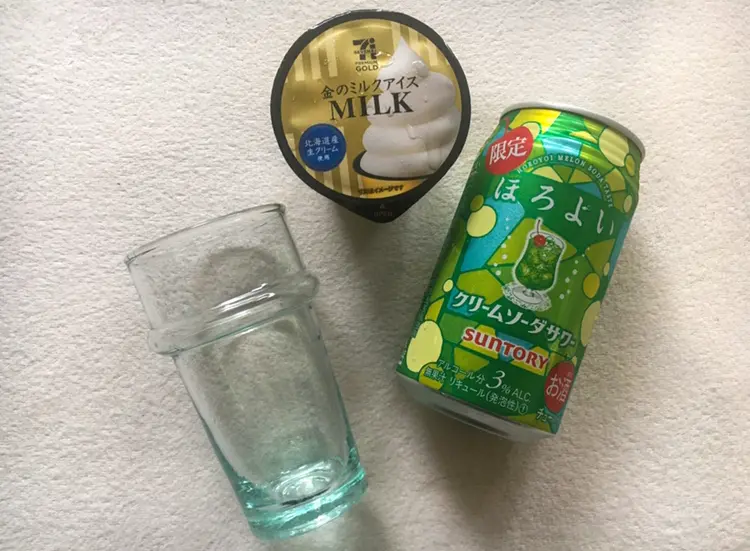 【おこもり飯】《ほろよい》アレンジ!! セブンのアイスとつくる禁断の"オトナノクリームソーダ"♡_4