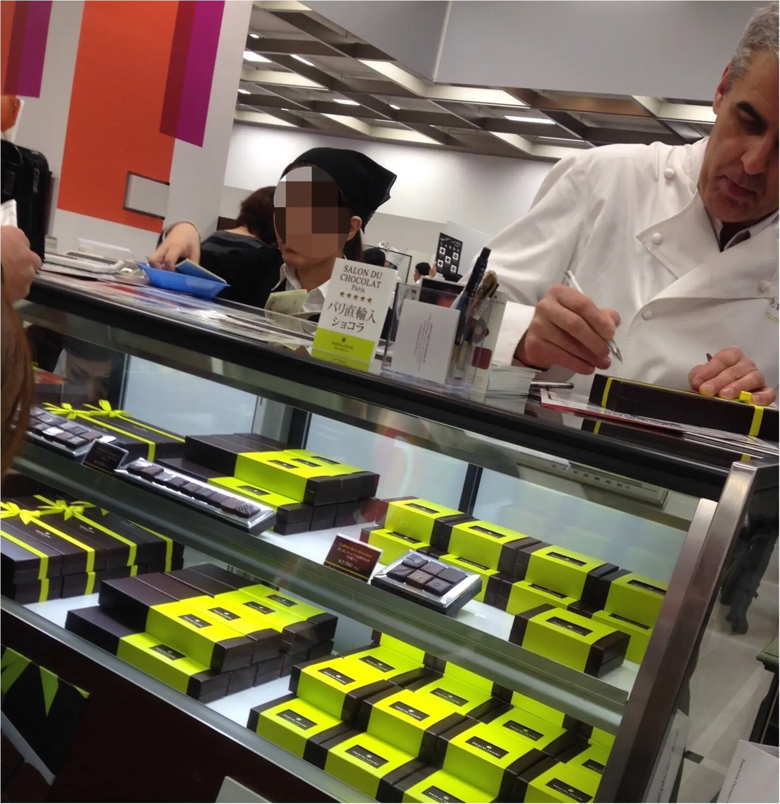""【ショコラアドバイザーおすすめ】バレンタイン直前!昨年は入場4時間待ち!世界最大級のチョコレートの祭典「サロンデュショコラ」おすすめのポイントとマストバイチョコレートを余すことなく紹介!""_4