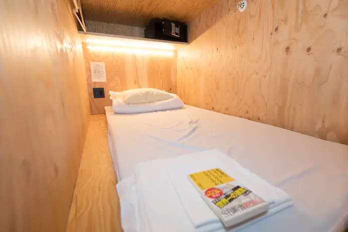 新宿で最高の【非日常旅】ができる! "泊まれる本屋"『BOOK AND BED TOKYO』が最高だった♡_10