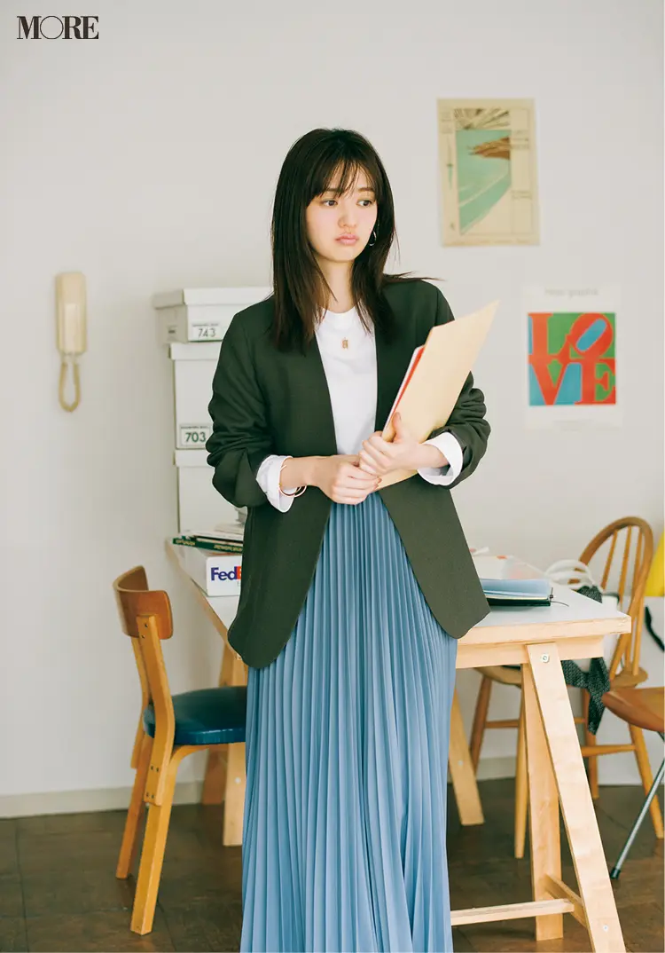 逆ナンした相手が社内に!? パンツ派巴瑞季・スカート派りな「秋ボトムに何合わせてく?」着回し12日目_3