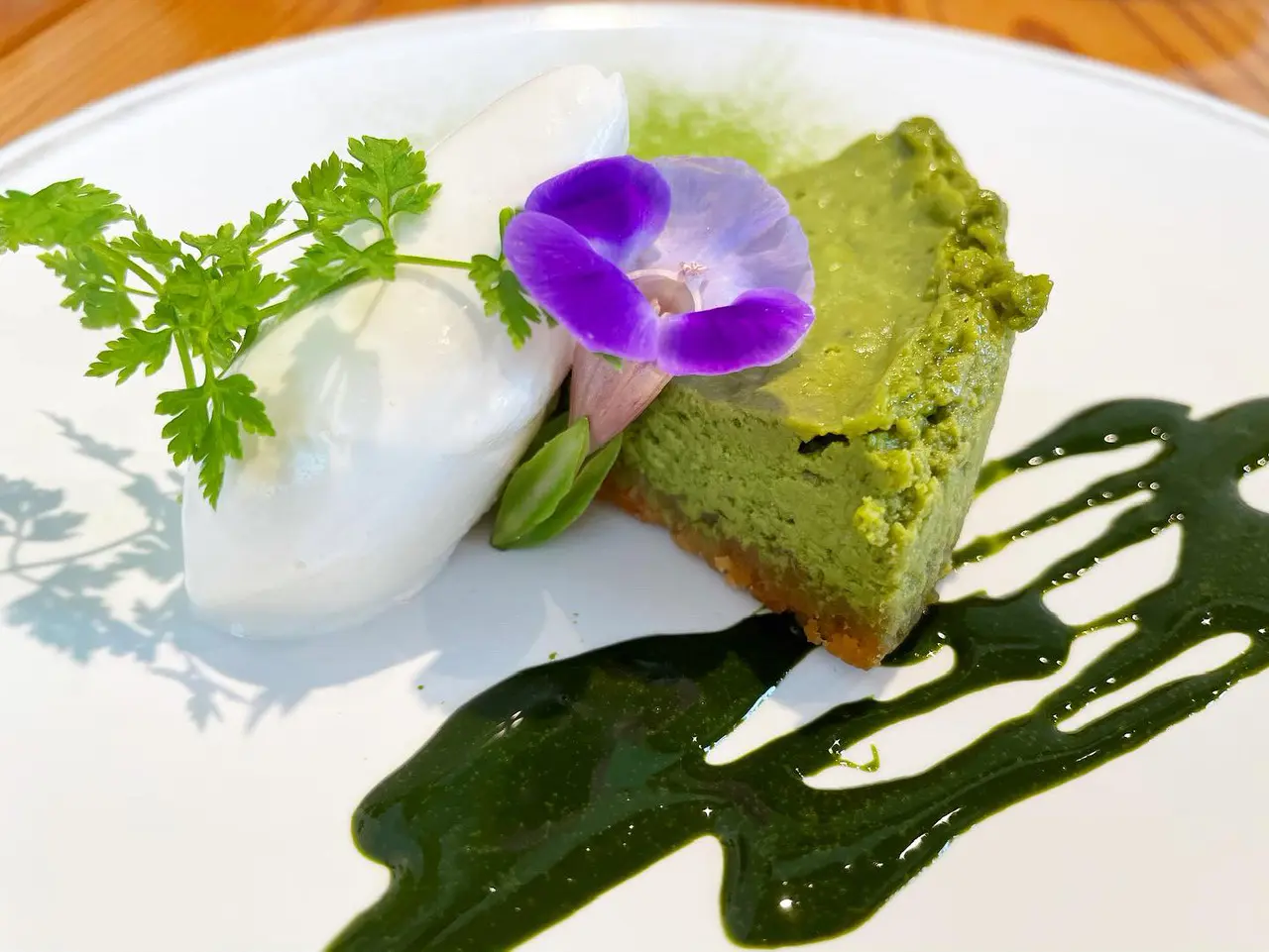 《ギルトフリー》ヴィーガンカフェでいただく絶品!濃厚抹茶チーズケーキ_3