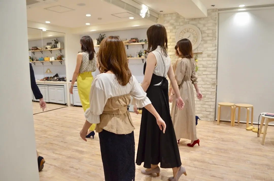 履き心地まるでスニーカー!働く女子におすすめの理想的すぎるパンプス_6