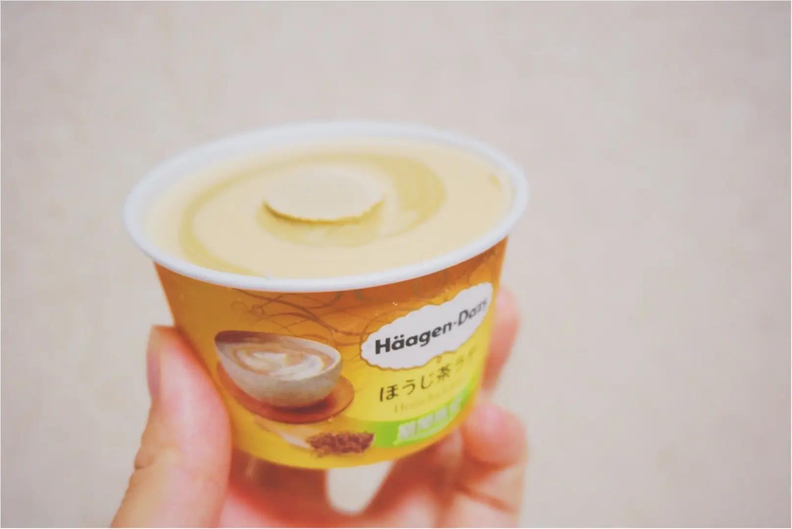 風味豊かで期待を超える味‼︎本日発売♪ハーゲンダッツの新作『ほうじ茶ラテ』が美味すぎるっ♡_2