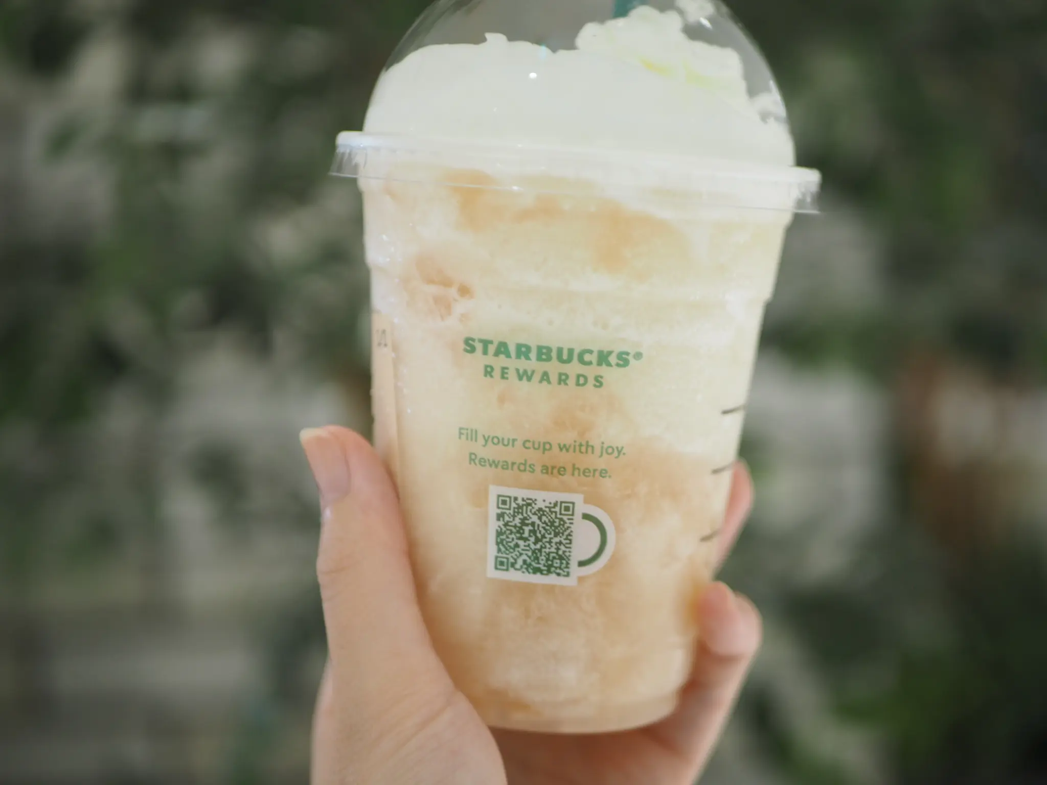 【スタバ新作】果肉がごろごろ♡8月はピーチとパイナップルのフラペチーノが登場!_5