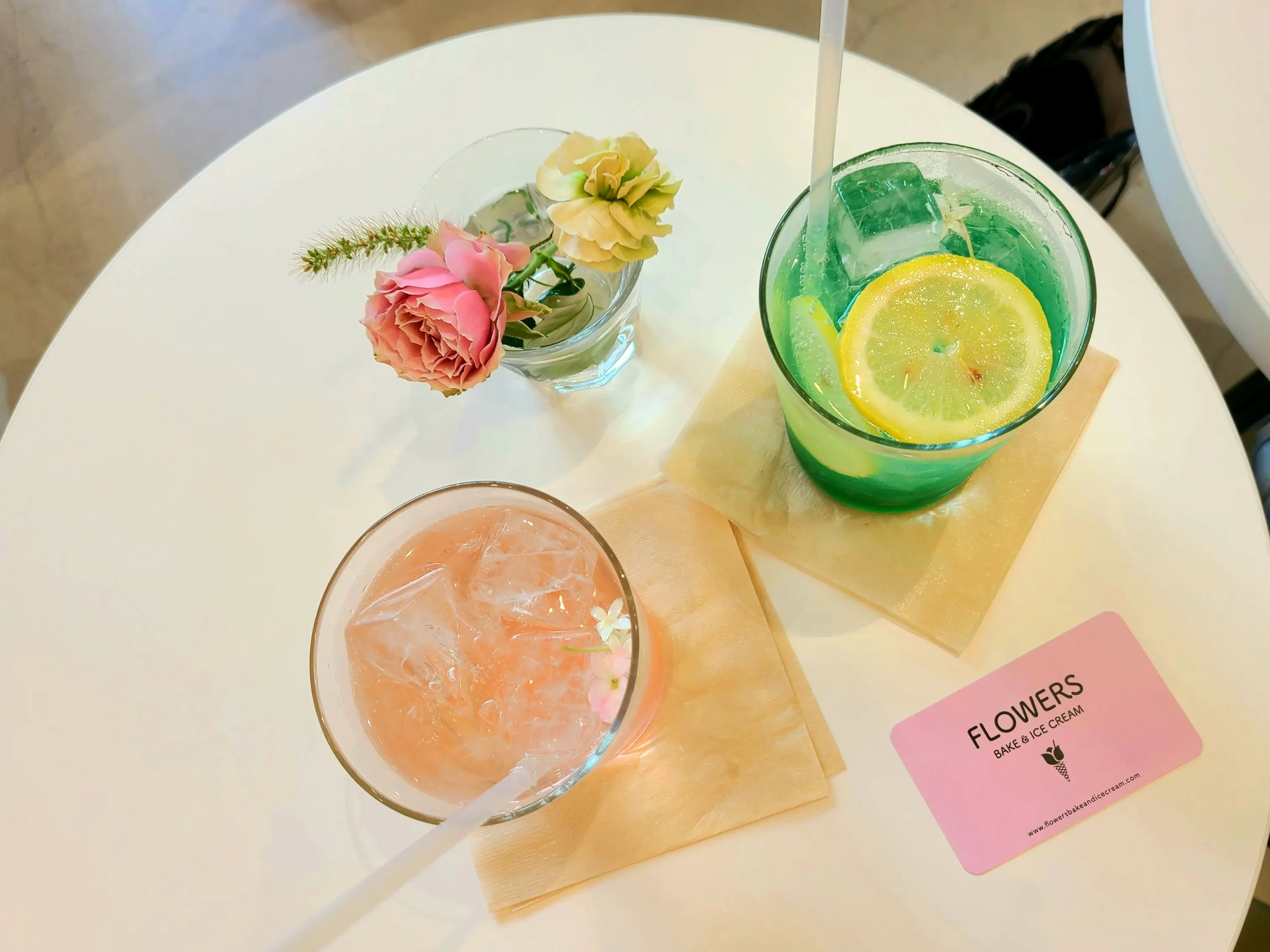 《FLOWERS BAKE&ICE CREAM》お花をコンセプトにしたカフェに行ってきた!@立川_4