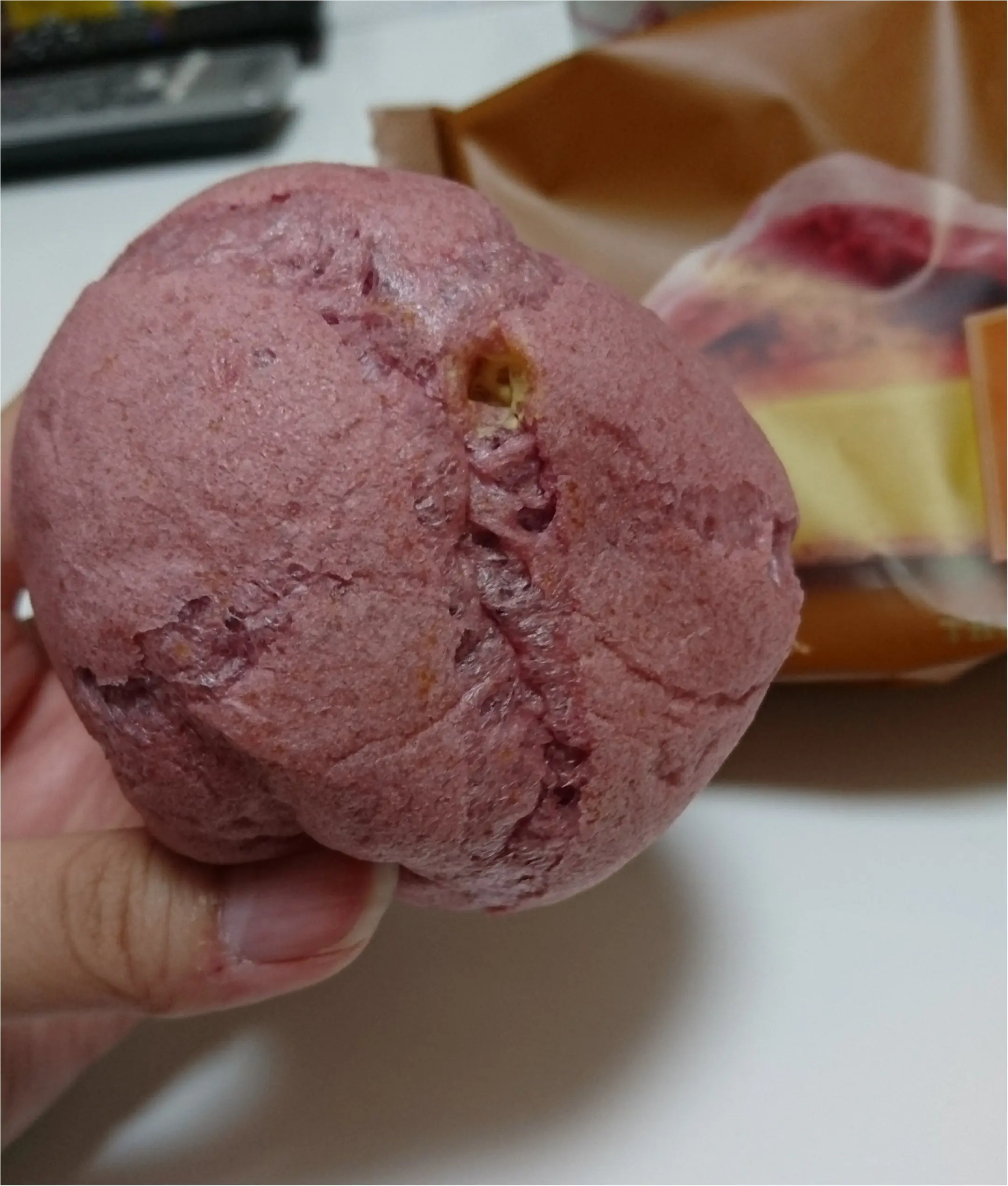 【コンビニスイーツ】お芋の美味しい季節です☺️_2