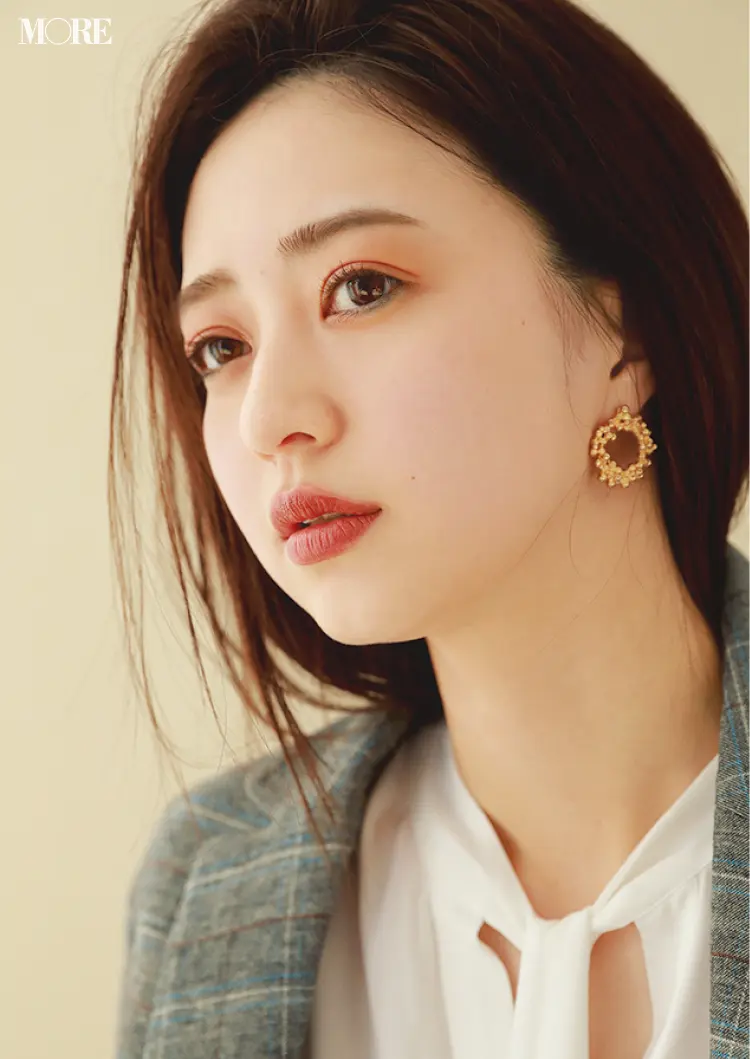『ルナソル』の肌になじみやすい魅惑のアイパレットで、女っぽいモード顔♡ ポイントは下まぶたのグリーン!_3
