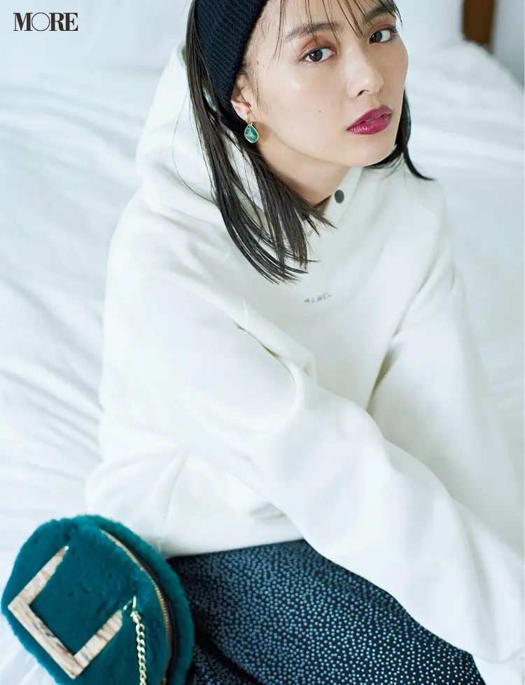 「白い服で細見え」ってこんなに簡単なの!? ヘアアレンジやサイズ選びで劇的スッキリ♡_5