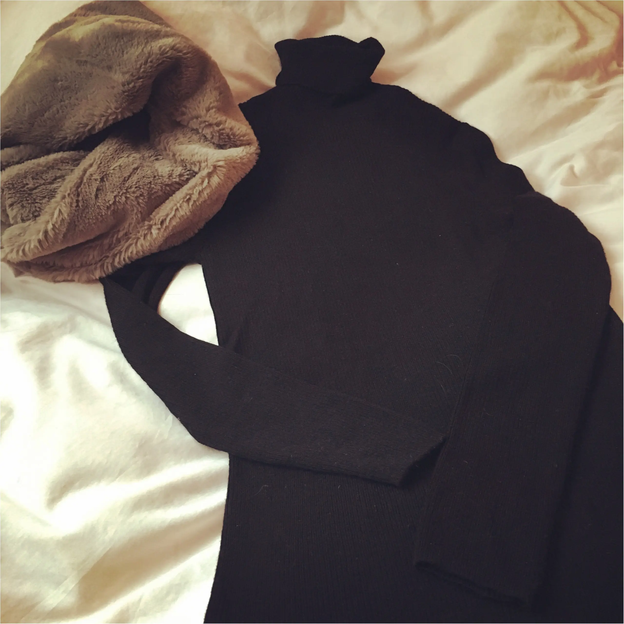 【UNIQLO】の定番アイテム!《黒タートルネックがやっぱり使える★》私は今年こう着回します❤️_1