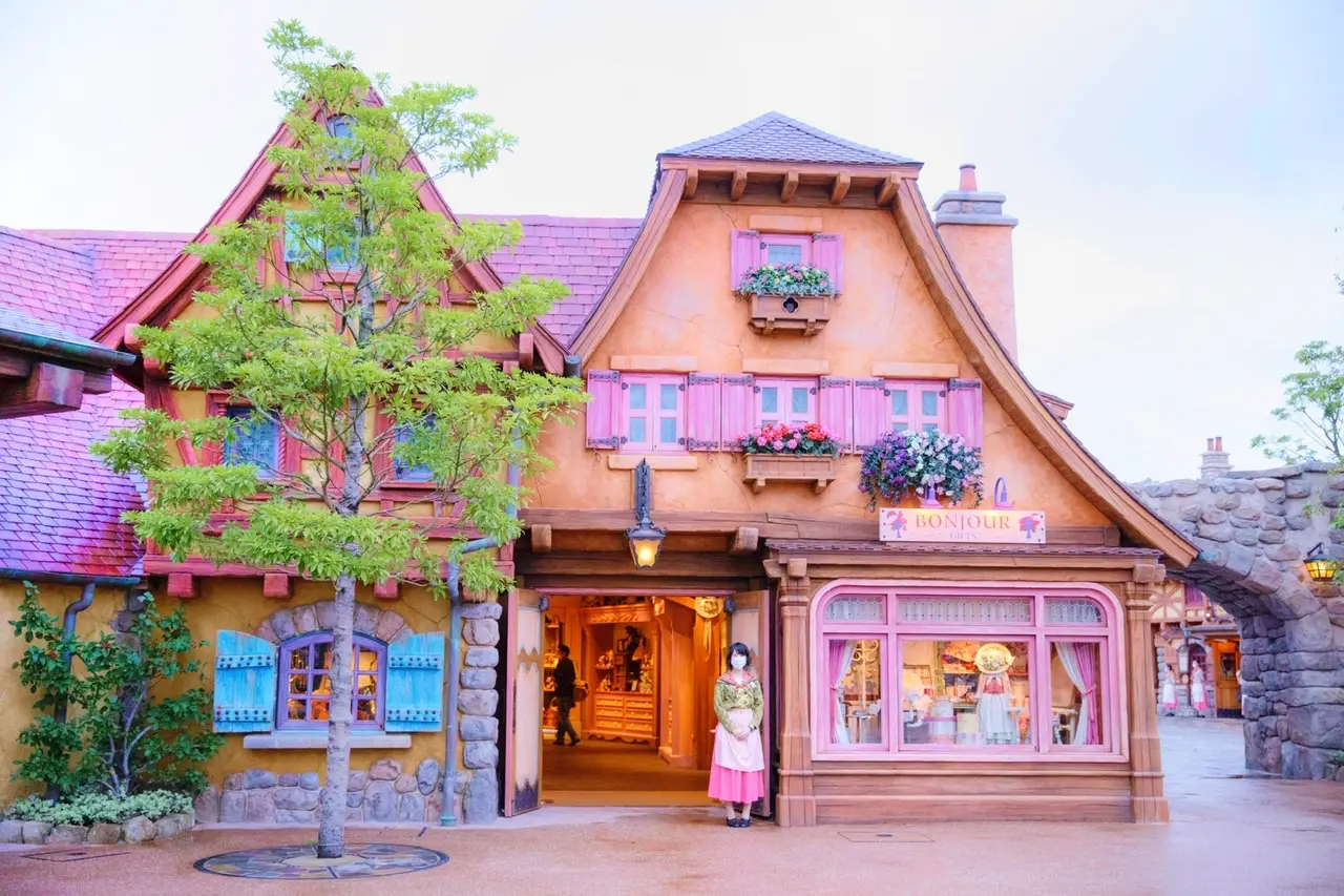 明日オープン!ディズニー新エリア【グッズショップ】を一足早く紹介♡_1