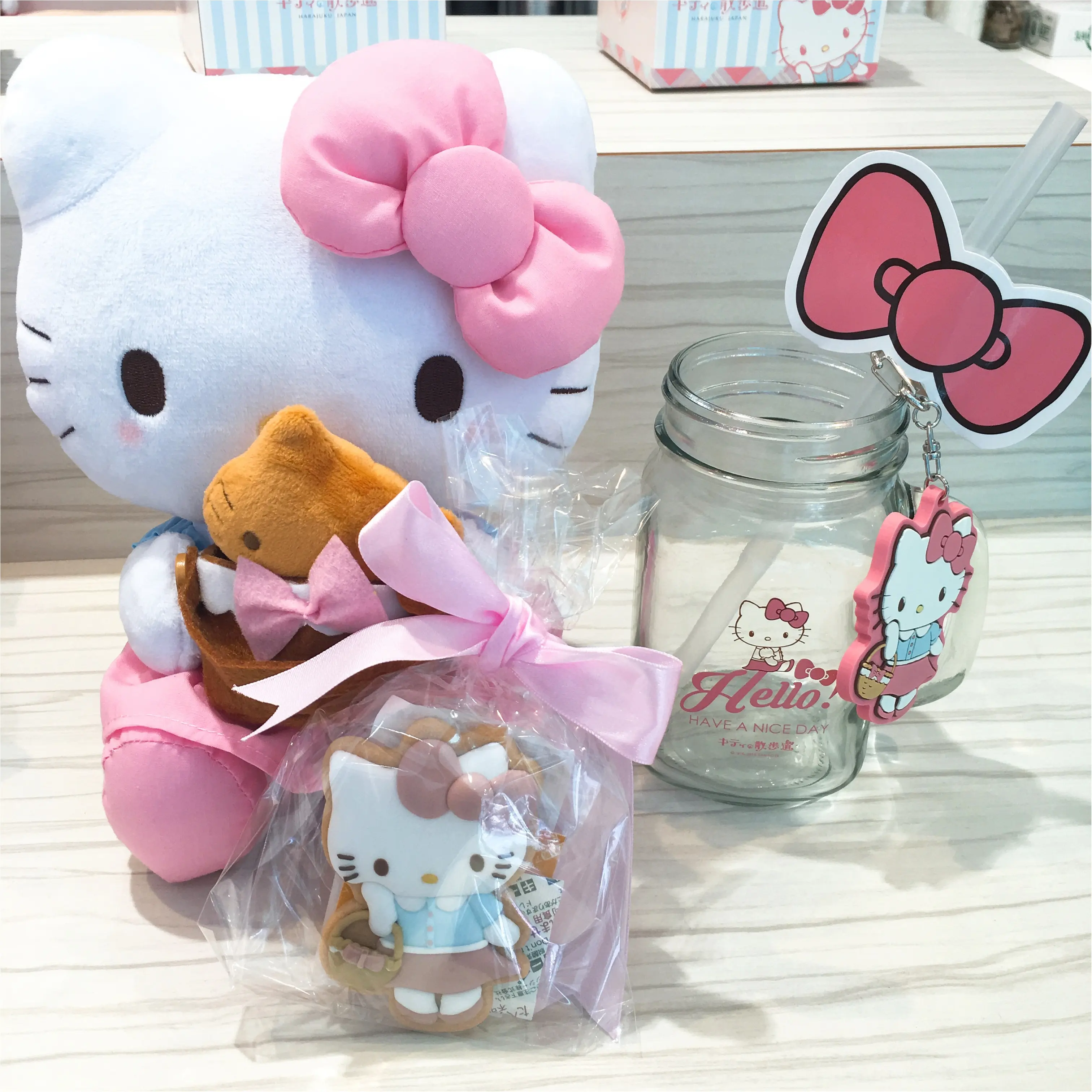 《キティちゃんのパン屋さんが原宿にオープン♡》かわいすぎるフード、限定グッツがたっくさん♡最後のページは初の試みです!!_10