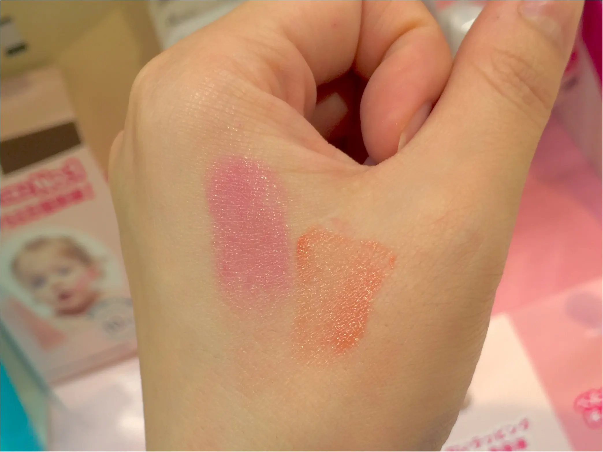 ほんのり色づく美容液リップ♡エテュセ×サンリオコラボが可愛すぎる!_3