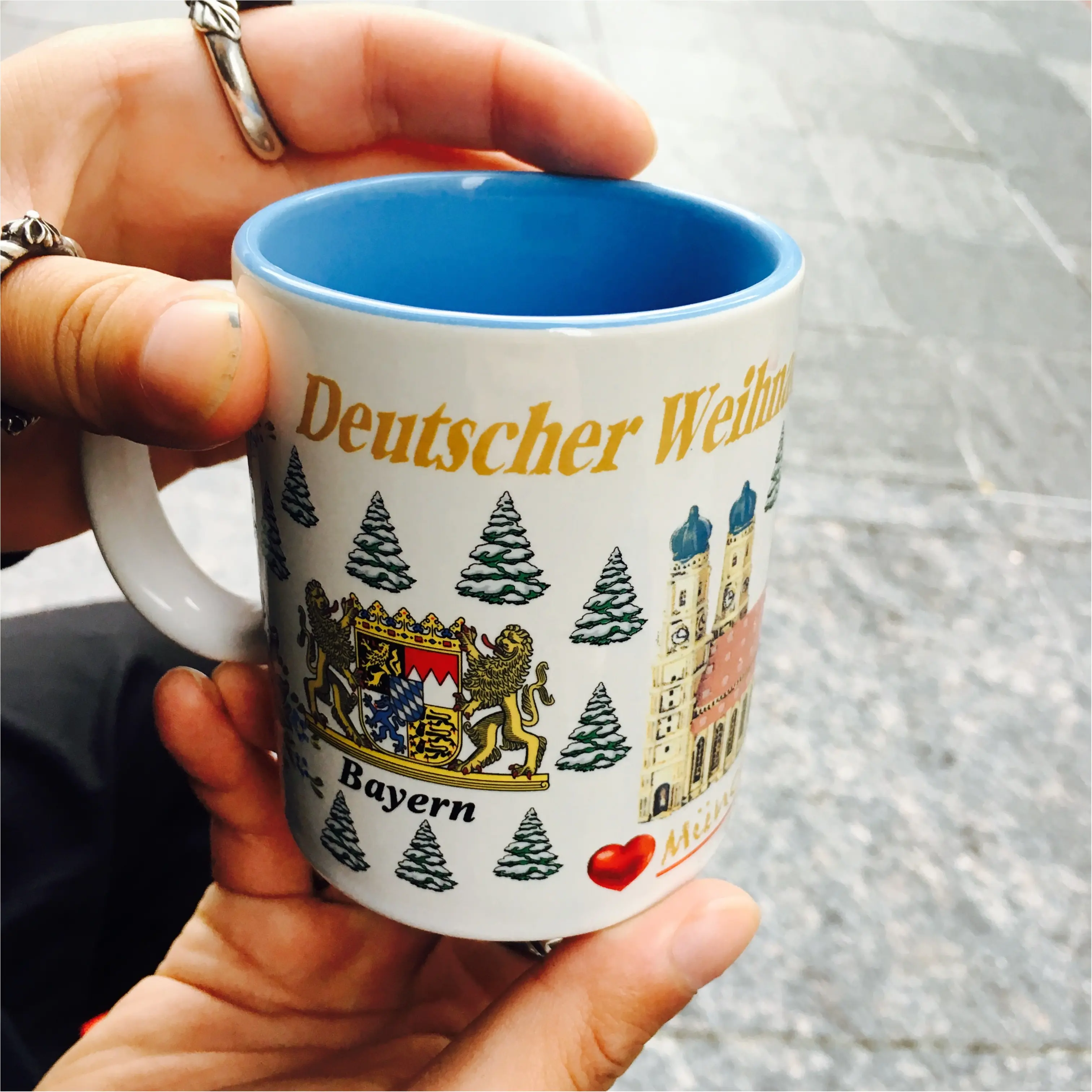 【大阪スカイビル】で開催中の≪ドイツ クリスマスマーケット≫に行ってきました!限定マグカップが今年もかわいすぎるっ!_3