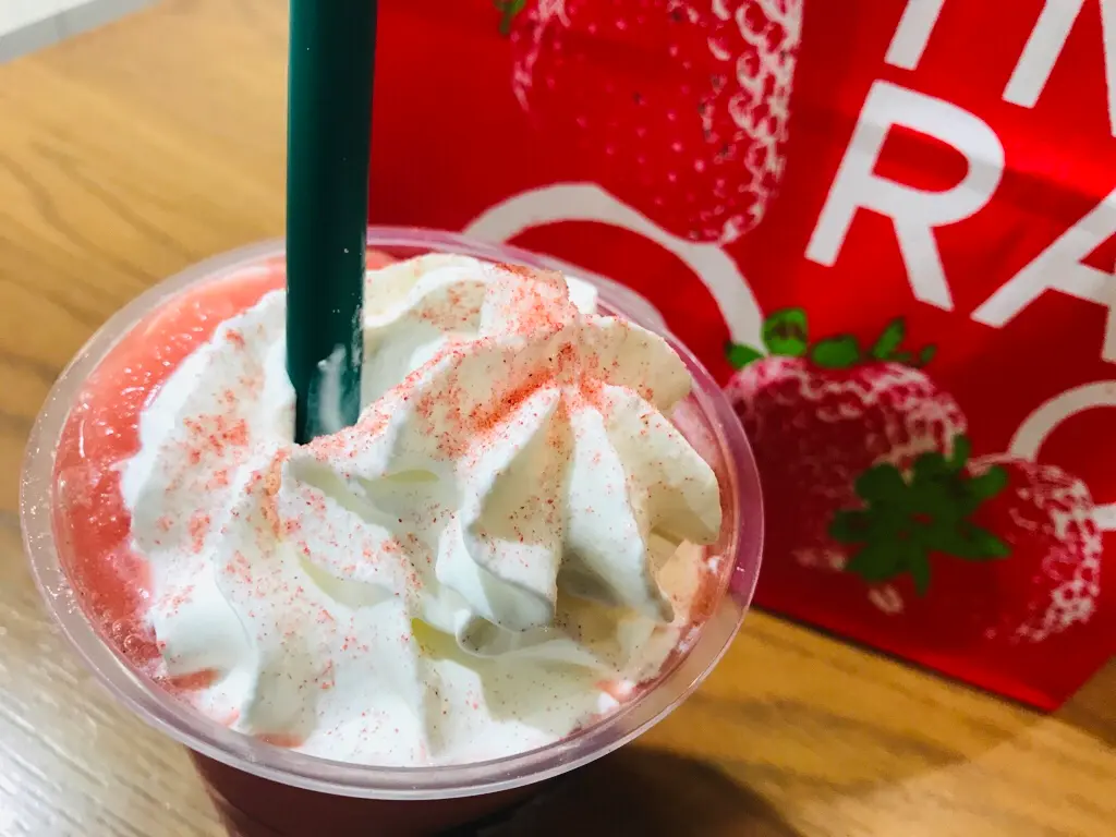 【スタバ新作】苺苺苺いちごづくし!あの《#ストロベリーベリーマッチフラペチーノ》がふたごになって復活♡_5