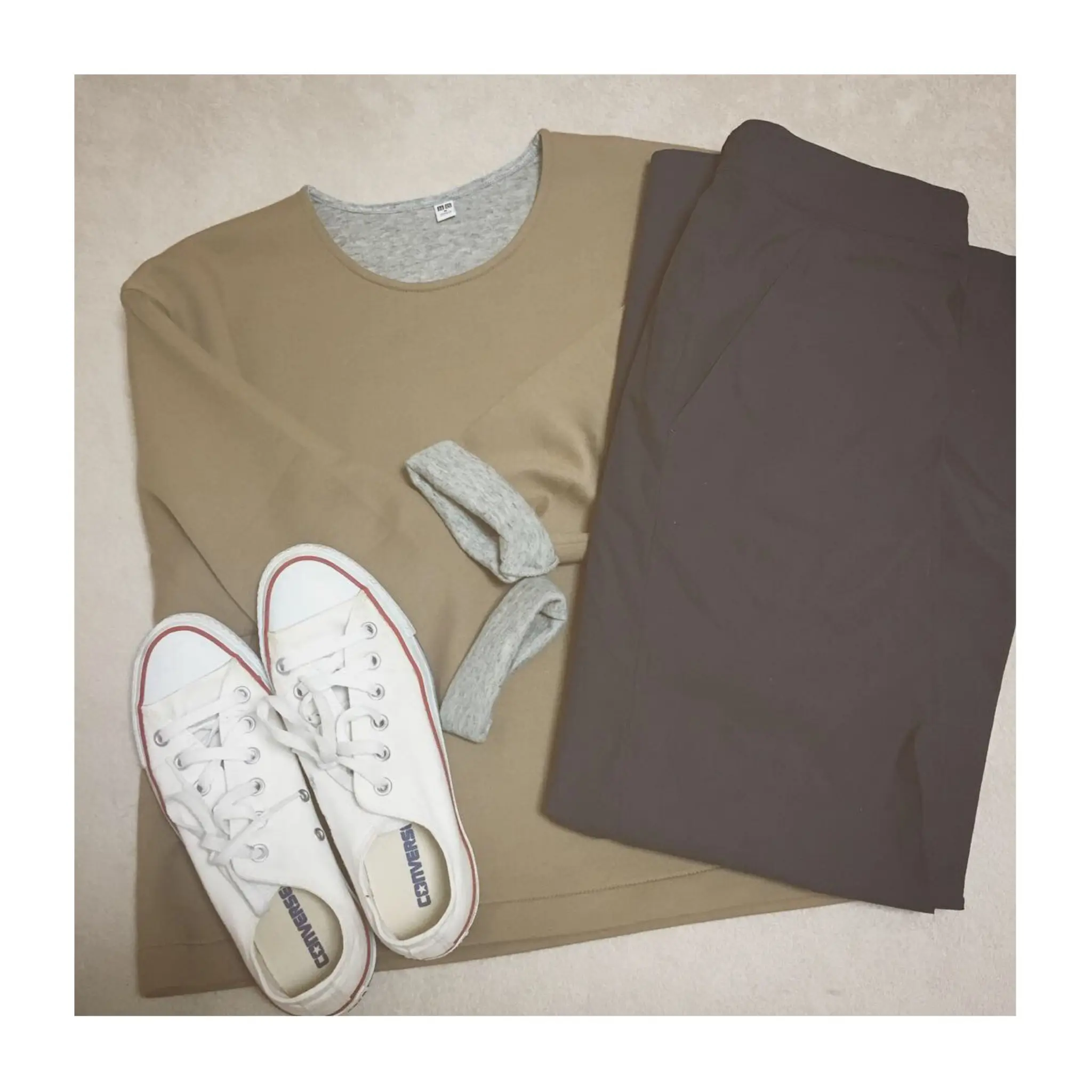 《秋の始まりにぴったり❤️》【UNIQLO】ダブルフェイスプルオーバー¥1,290+税がオンオフ使える!_2