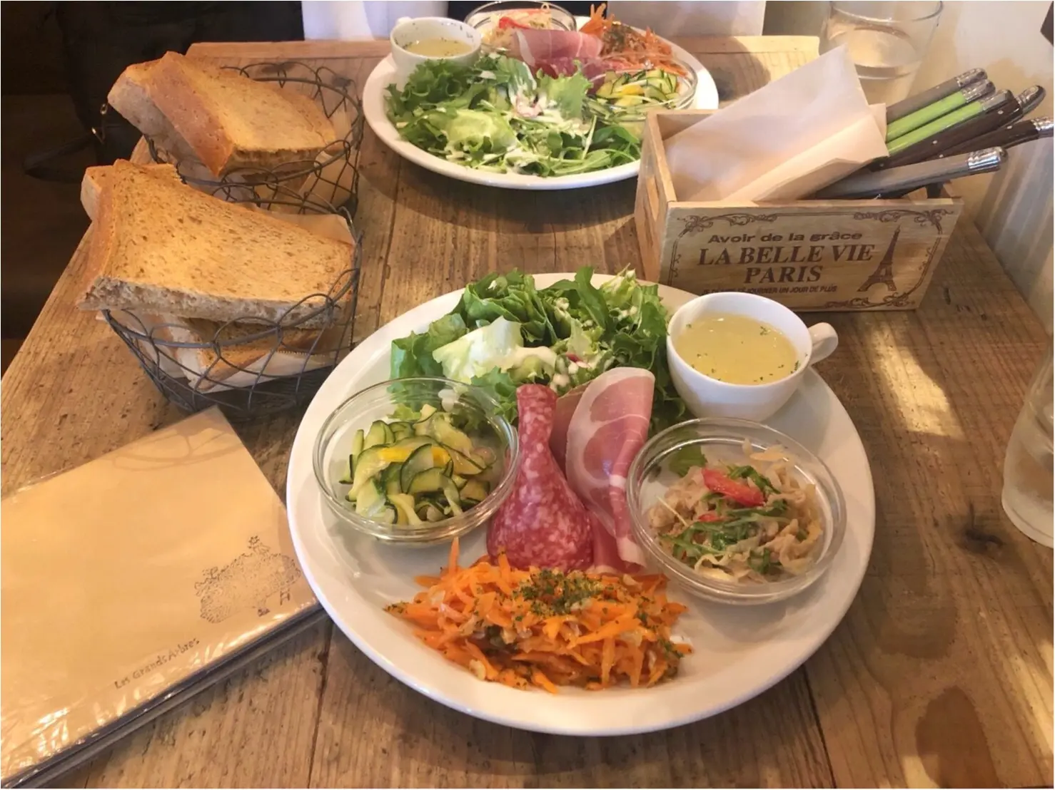 【東京】広尾にこんなお洒落なお店が?!緑溢れるツリーハウスカフェ♡_3