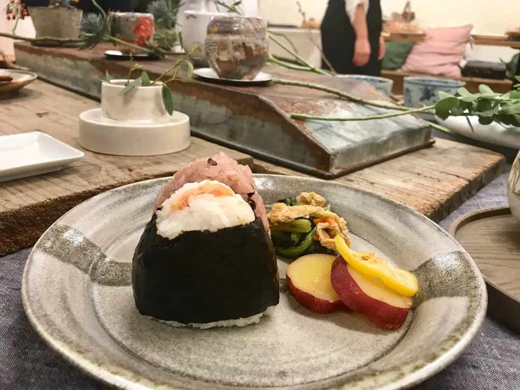 【朝時間.jp】料理が映える!《佐賀の和食器で楽しむテーブルスタイリング講座》へ♡_7