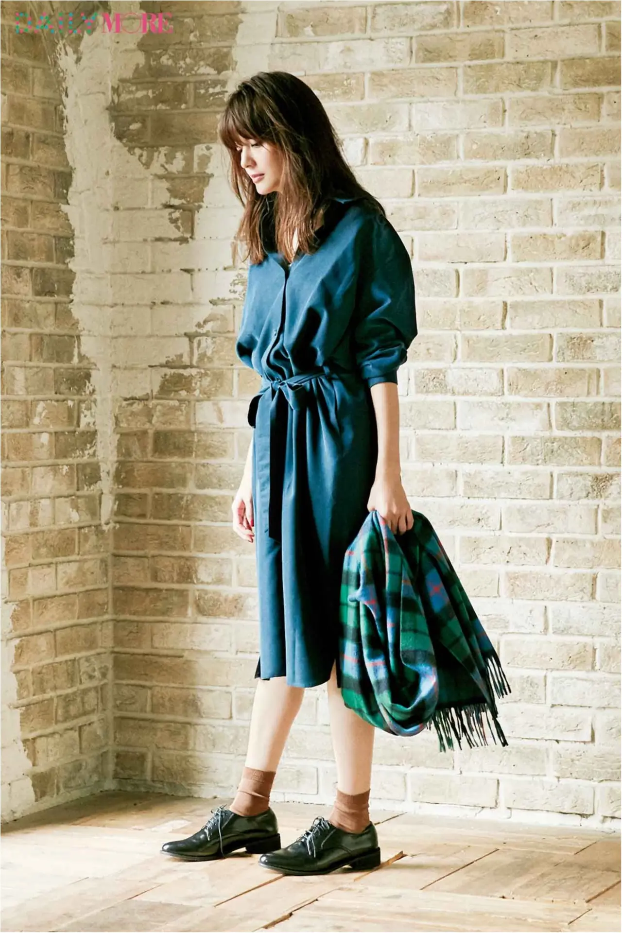 【公式通販GETMORE!】佐藤ありさ×アーバンリサーチ コラボ服、完成しました!~ハイネックニット&シャツワンピ編~_3
