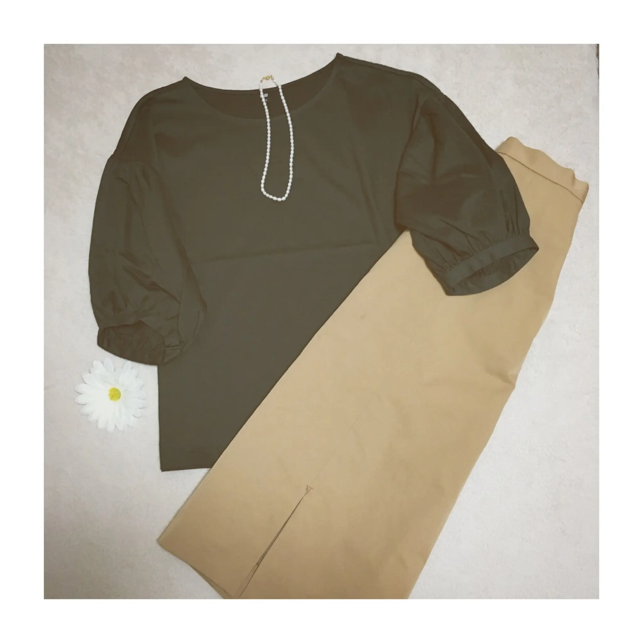《9/13まで期間限定¥990+税❤️》【UNIQLO】マーセライズコットンギャザースリーブTが使える!☻_3