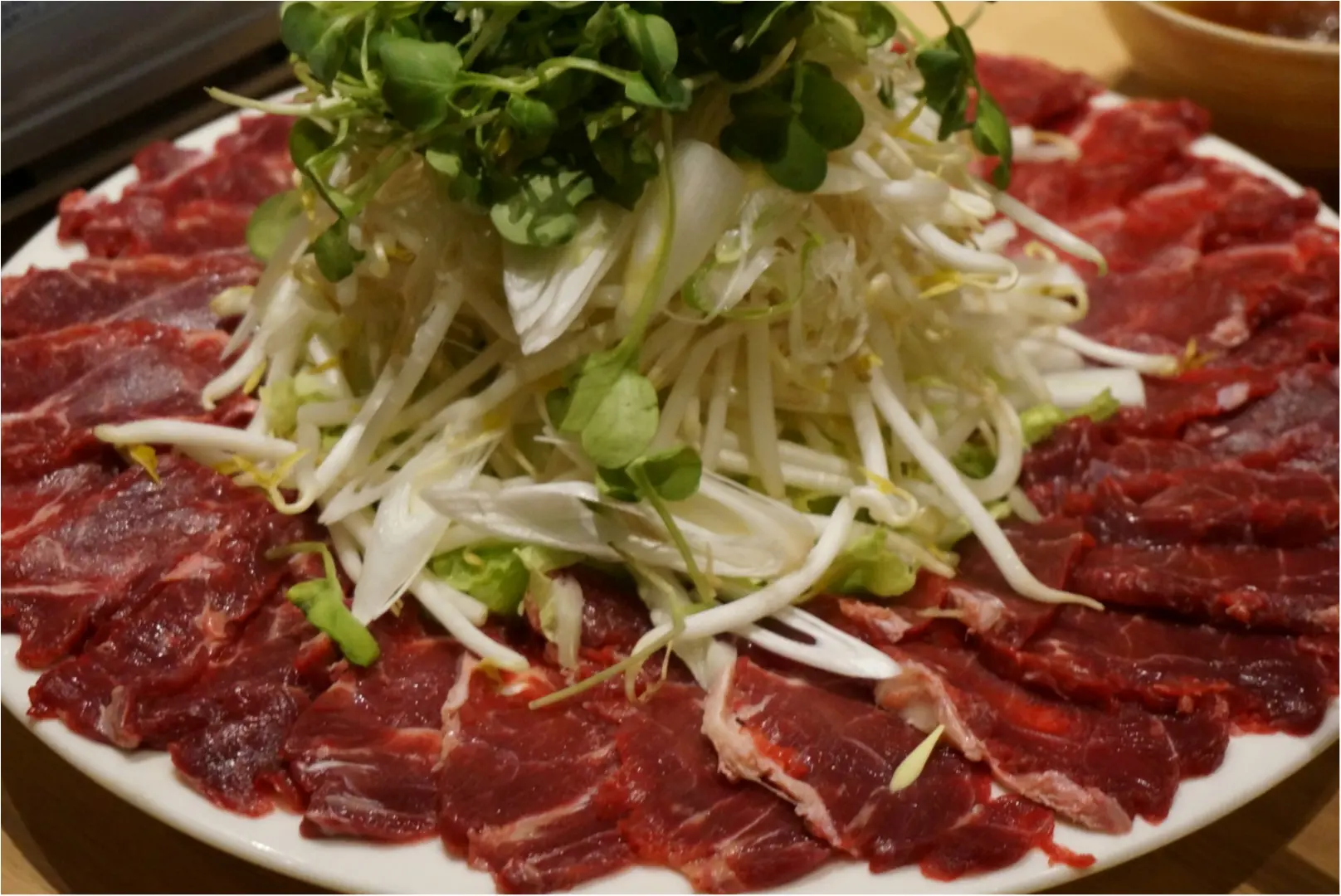 【モアハピ女子会♪】肉をがっつり食べるなら脂肪分がわずか牛の約5分の1と言われるヘルシーで美容にもいい《馬肉》はいかが(◍ ´꒳` ◍)b?_3