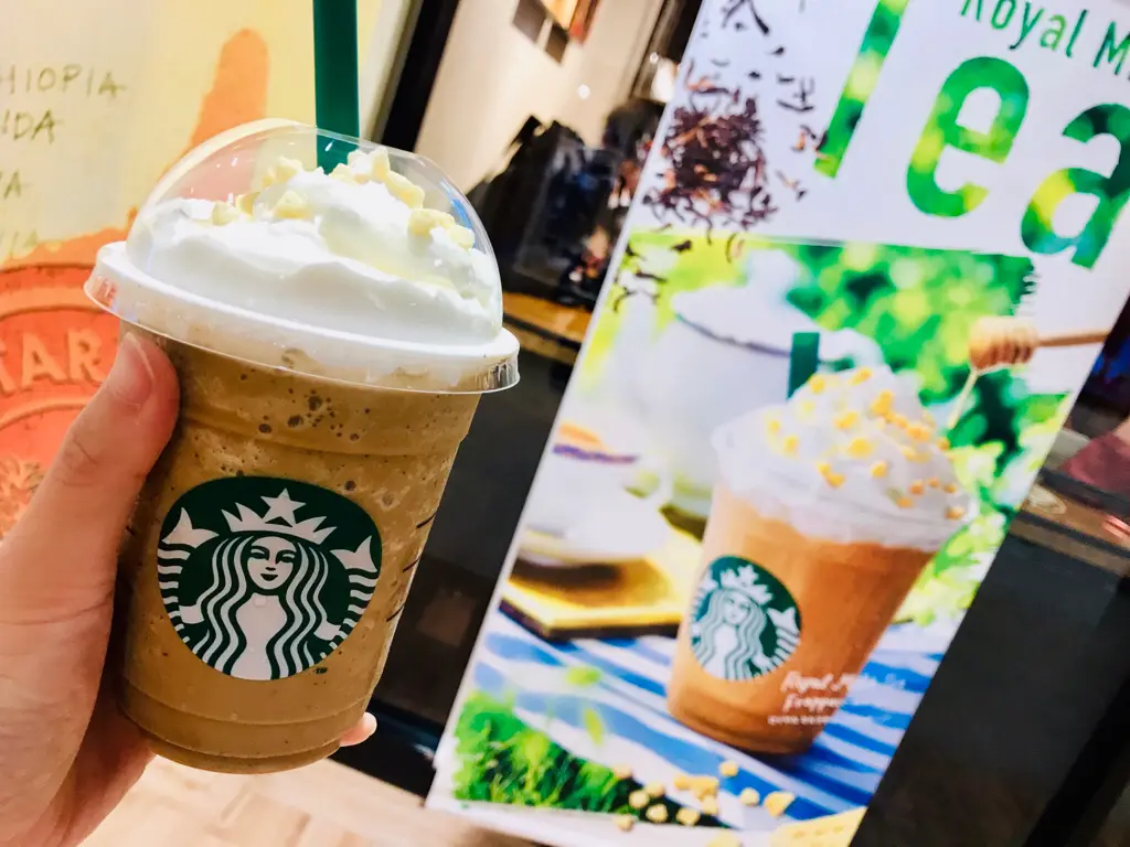 【スタバ新作】やっと出会えた♡《ロイヤルミルクティーフラペチーノ》は意外に低カロリーだった!_2