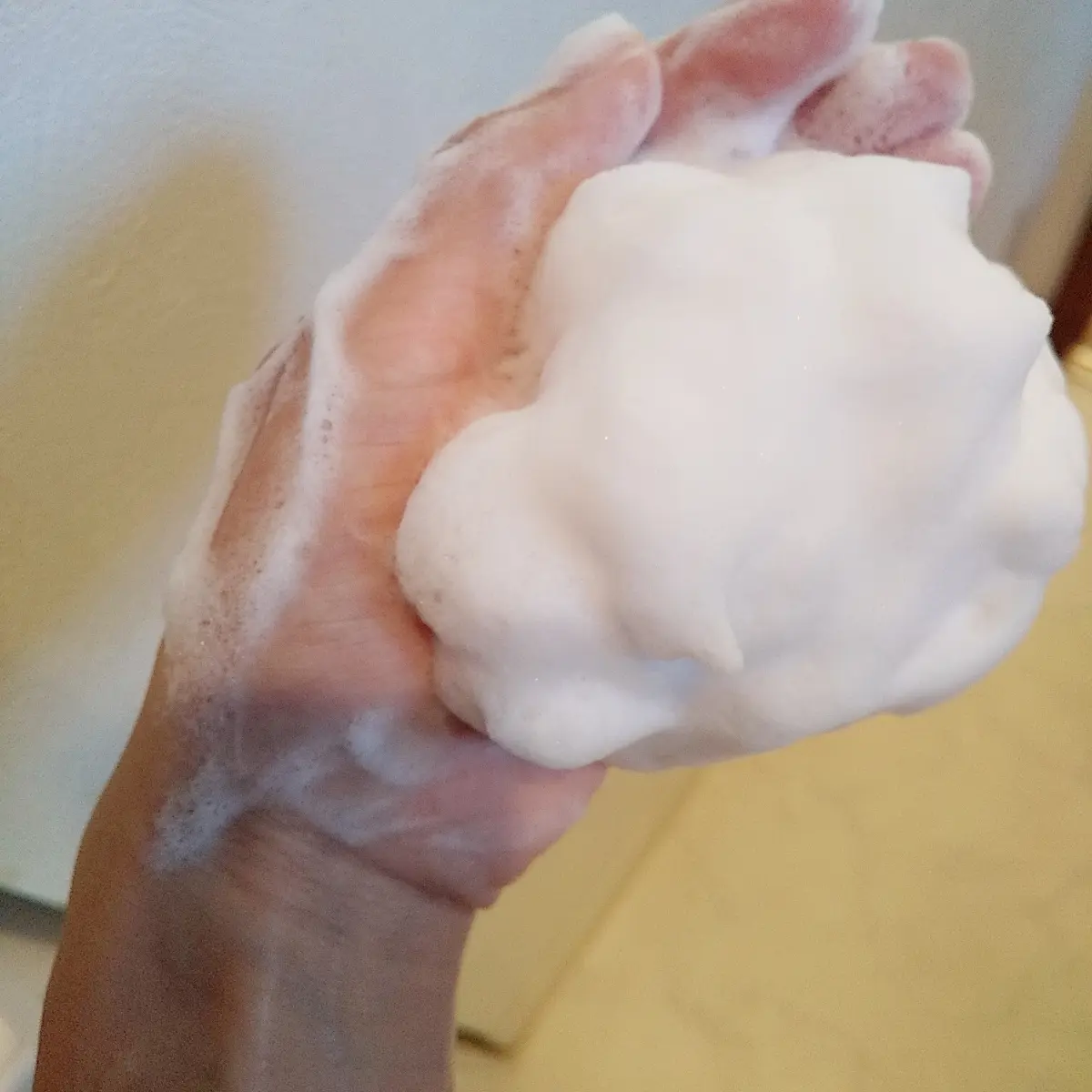 【毛穴の黒ずみにも効いた】ふわふわ洗顔ですっきり、きもちいい!!!【然 よかせっけん】の泡に惚れました!!_6