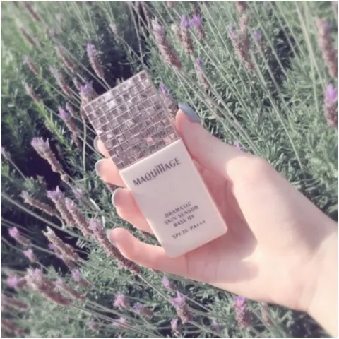 【MAQuillAGE】梅雨のお悩みを解決!顔のベタつきを抑えてくれる“化粧下地”❤️_1