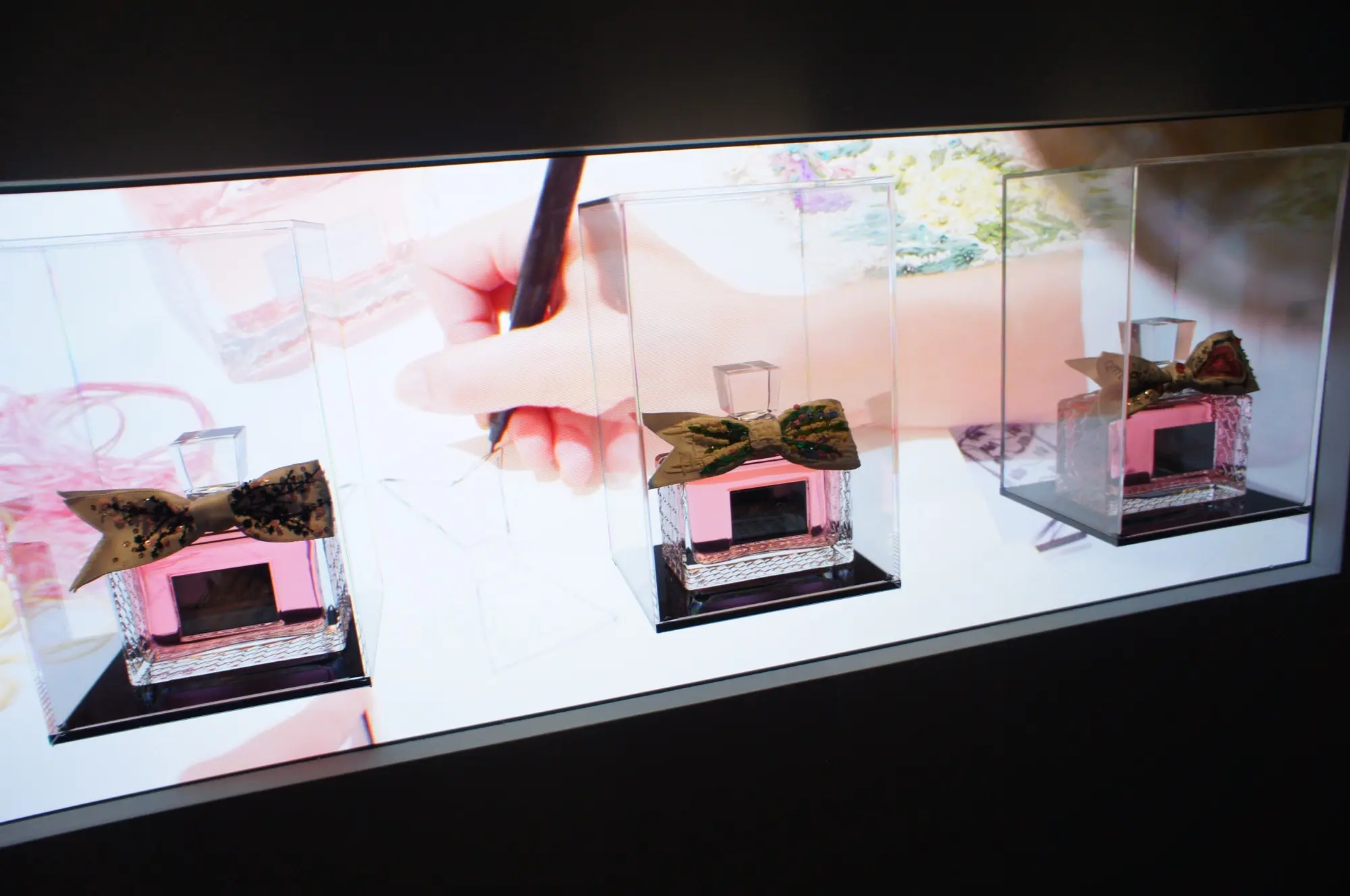 《大盛況❤️》【表参道】MISS DIOR LOVE N’ROSES 展覧会に行ってきました☻!_5