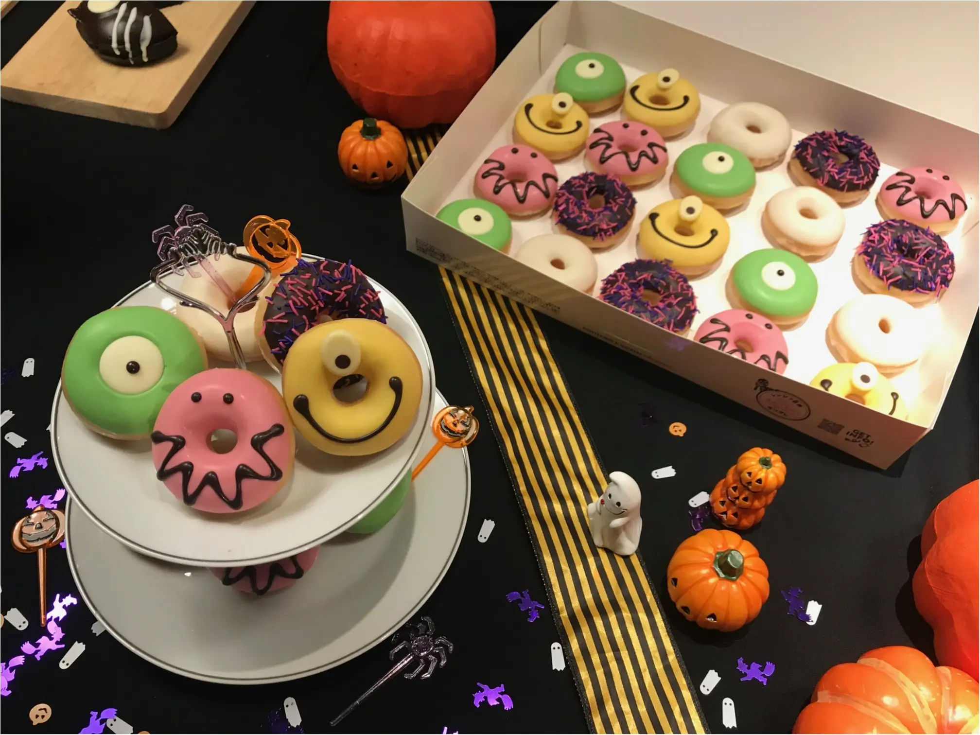 あなたはどっちがすき ミスドと クリスピー クリーム ドーナツ のハロウィン限定メニュー グルメ Daily More