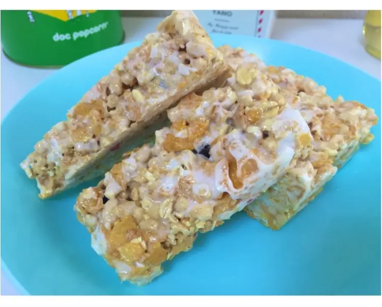 【FOOD】\愛ちあんCafe ♥︎/簡単!忙しい朝、サクッと栄養欲しいから。食物繊維たっぷりグラノーラバーの作り方_15