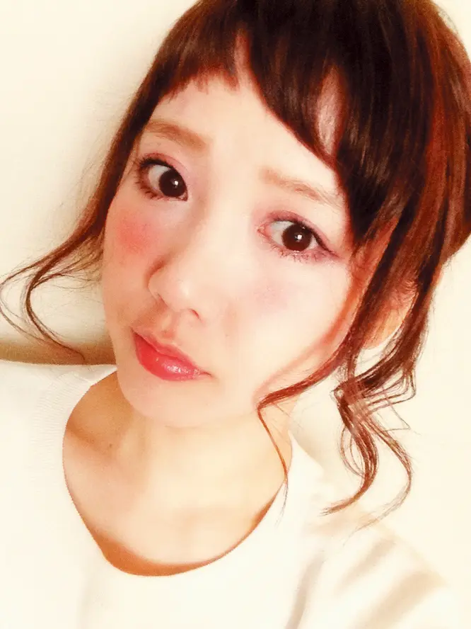 田中里奈ちゃんもゾッコン!血色系チークと相性抜群のリップって?_1