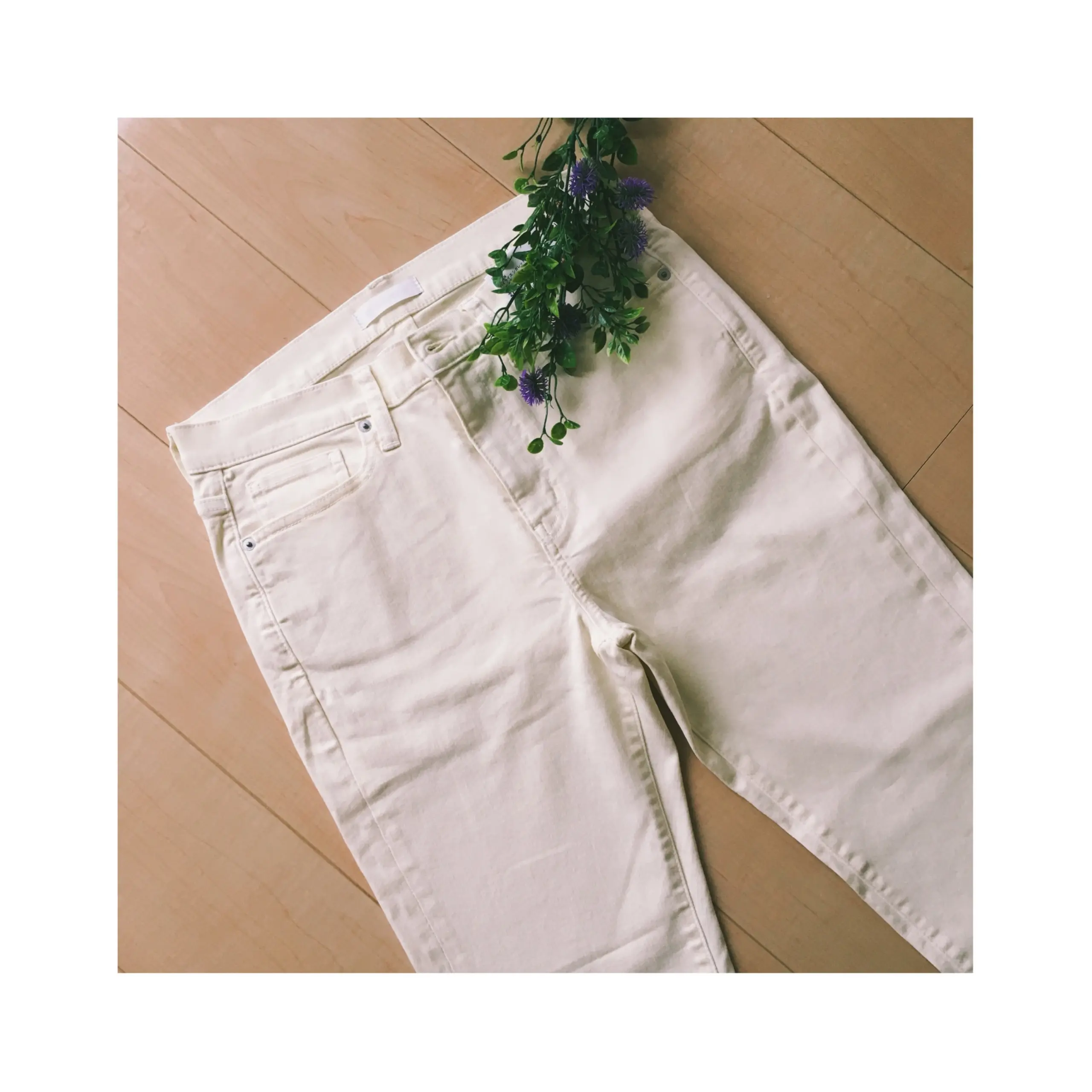 《今季使える★キレイ色のイエローが大特価!》【UNIQLO】のワゴンセールでハイライズシガレットジーンズを¥990+税でゲットしました❤️_1