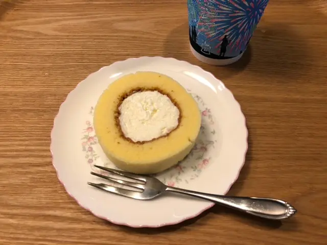 【コンビニスイーツ】今季も可愛いMACHI cafe ☕️_3