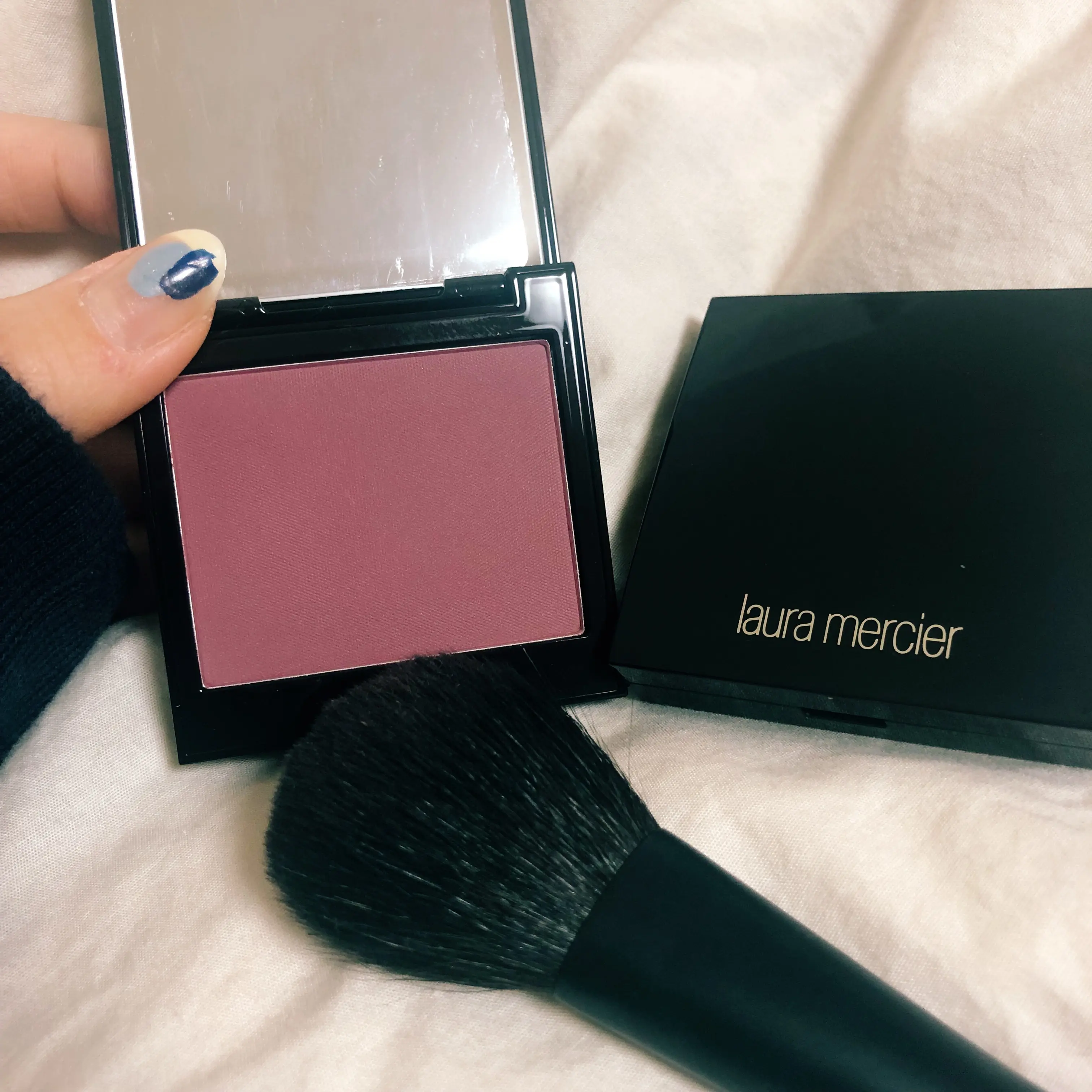 イロチ買い♡使えるチークはやっぱりローラメルシエ!今買わなきゃな理由は〇〇〇!_1