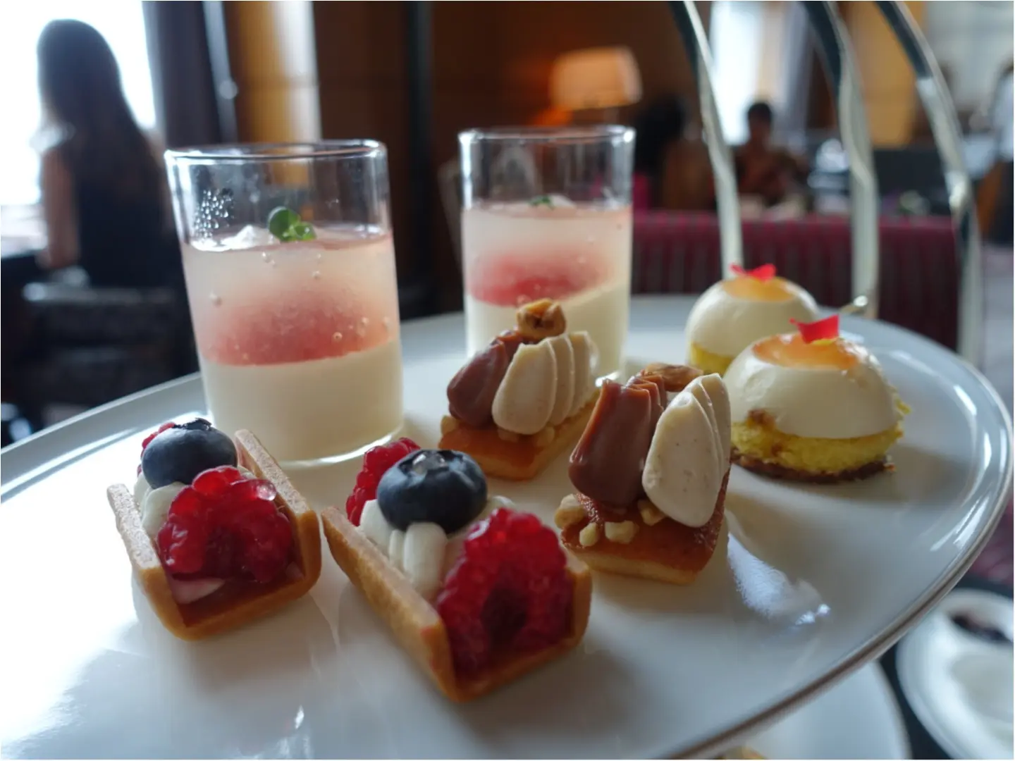 《ザ・リッツ・カールトン東京》素敵ホテルでお洒落なデザート❤︎プレゼントには最高で豪華なこれがいいと思いました!_5
