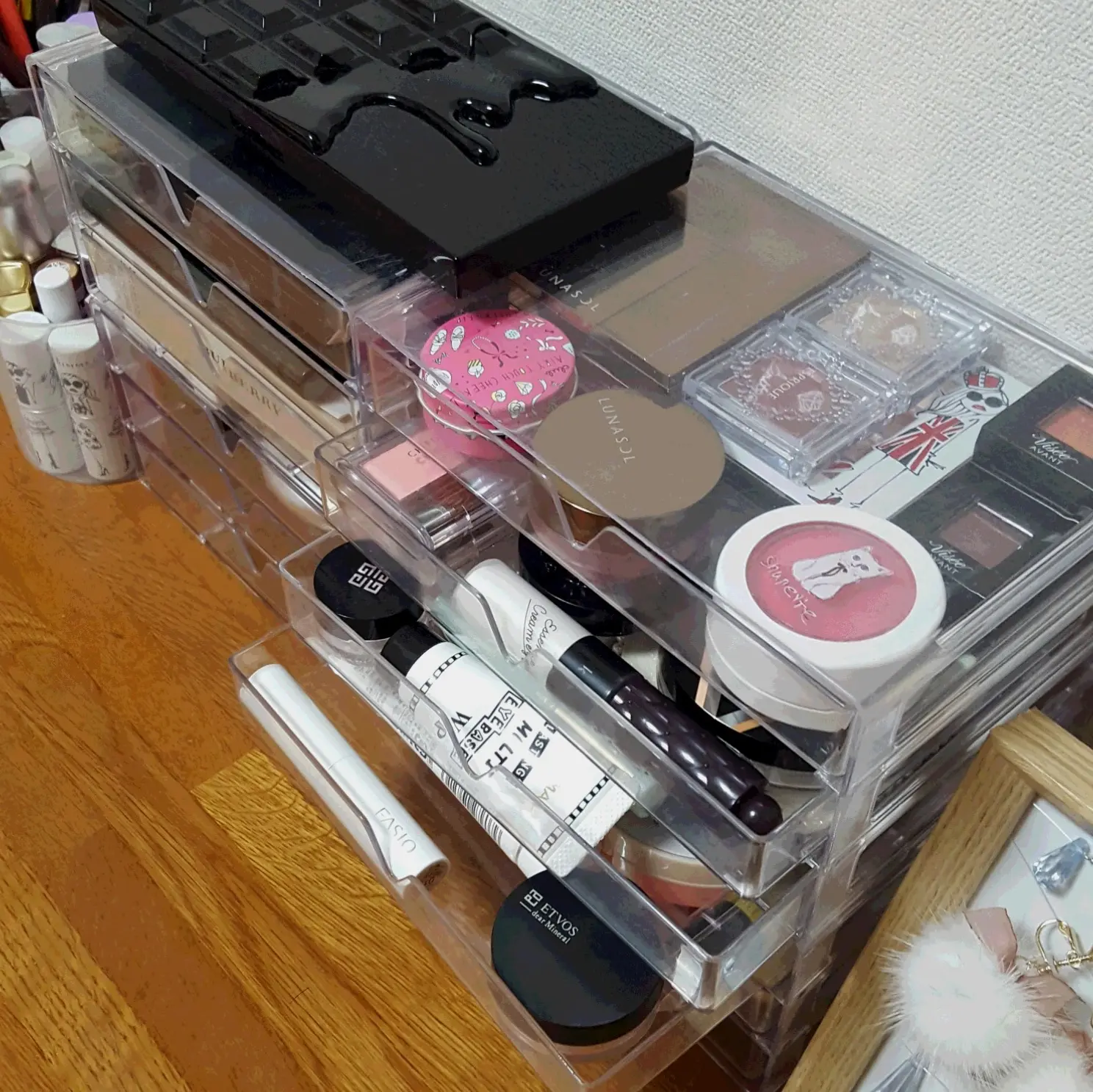 メイク収納みなさんはどうしてますか?クリアケースで統一したmyドレッサーを紹介☆_3