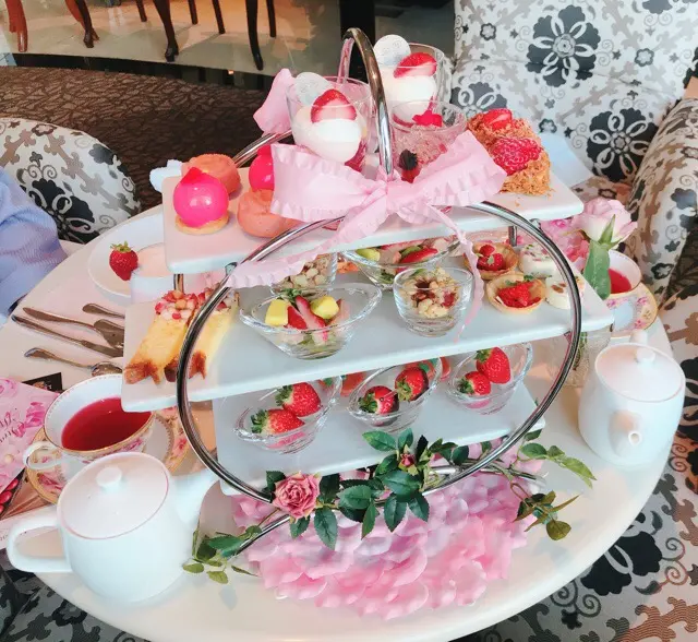 【ラ・スイート神戸ハーバーランド】ストロベリーアフタヌーンティーの苺と薔薇のコラボが可愛すぎる♡♡_10