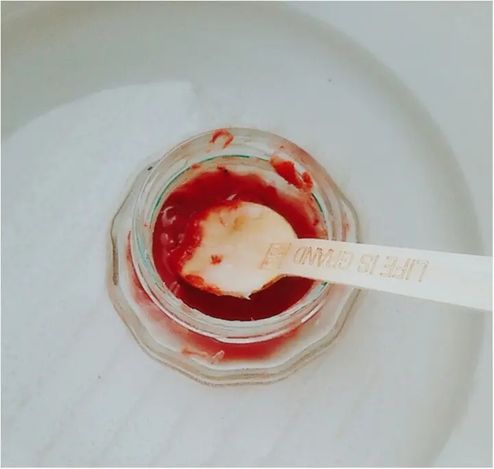 捨てちゃうなんて勿体ない!飽きた口紅を【Vaseline】でグロス&練りチークに復活!!(443 まゆ_2