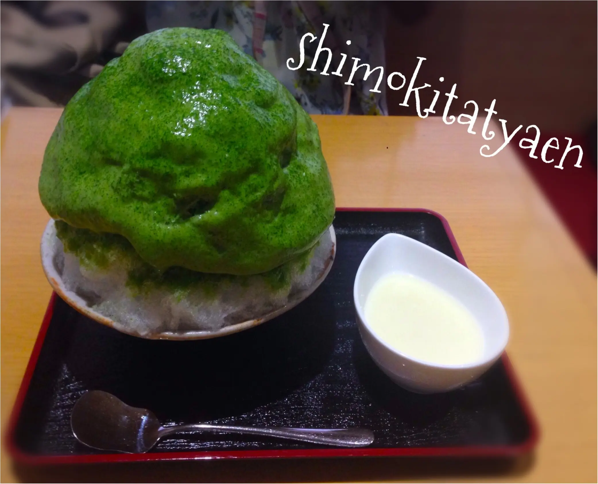 茶師十段が作る濃厚抹茶かき氷がすごい‼️行列が絶えない日本茶専門店【しもきた茶苑 大山】_4