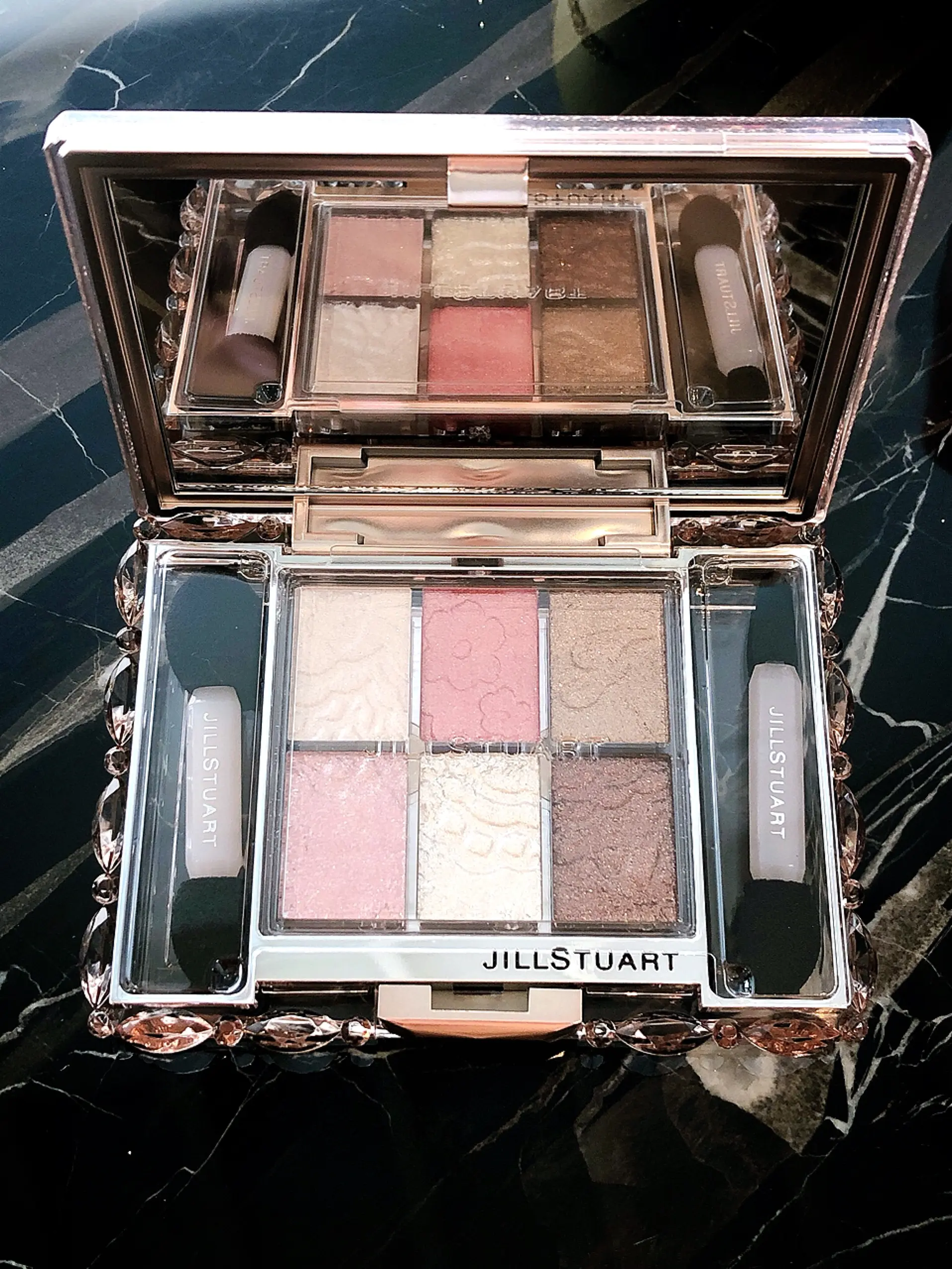【JILL STUART】クリスマスコフレ✳︎.° 一つずつレビュー♩上品ピンクでスイート&大人っぽい仕上がりに!_3