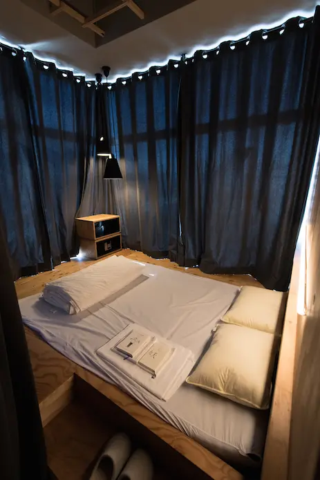 新宿で最高の【非日常旅】ができる! "泊まれる本屋"『BOOK AND BED TOKYO』が最高だった♡_13