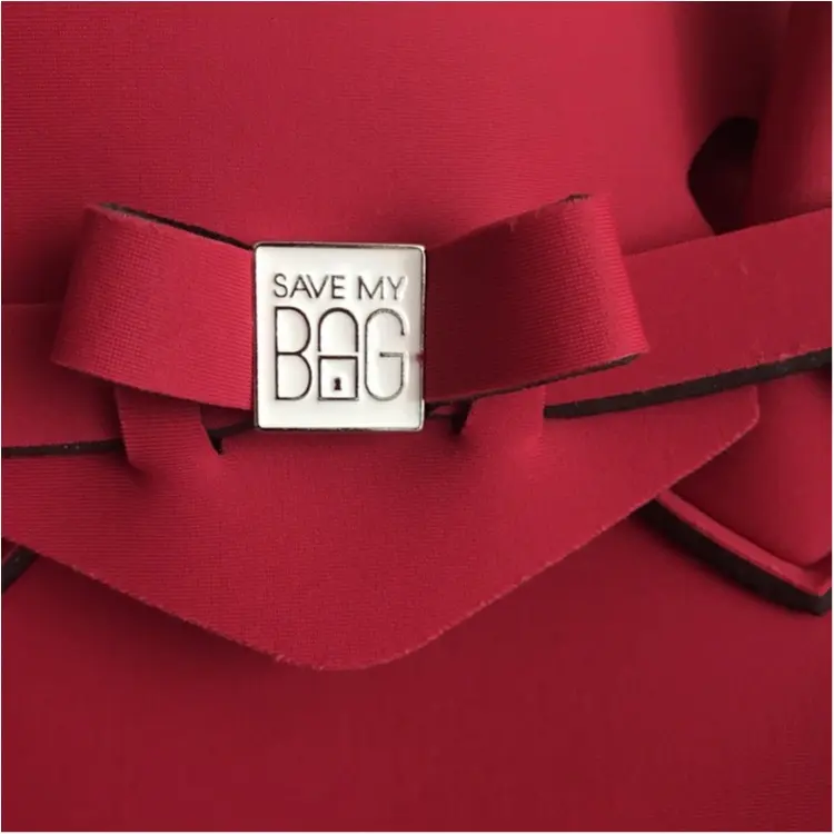 【ITEM】夏のレジャーに相性抜群♡!濡れても◎ビビットカラーがお目立ちのSAVE MY BAG_2