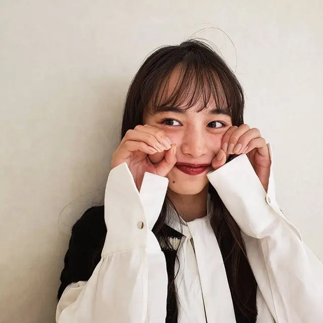井桁弘恵オフショット
