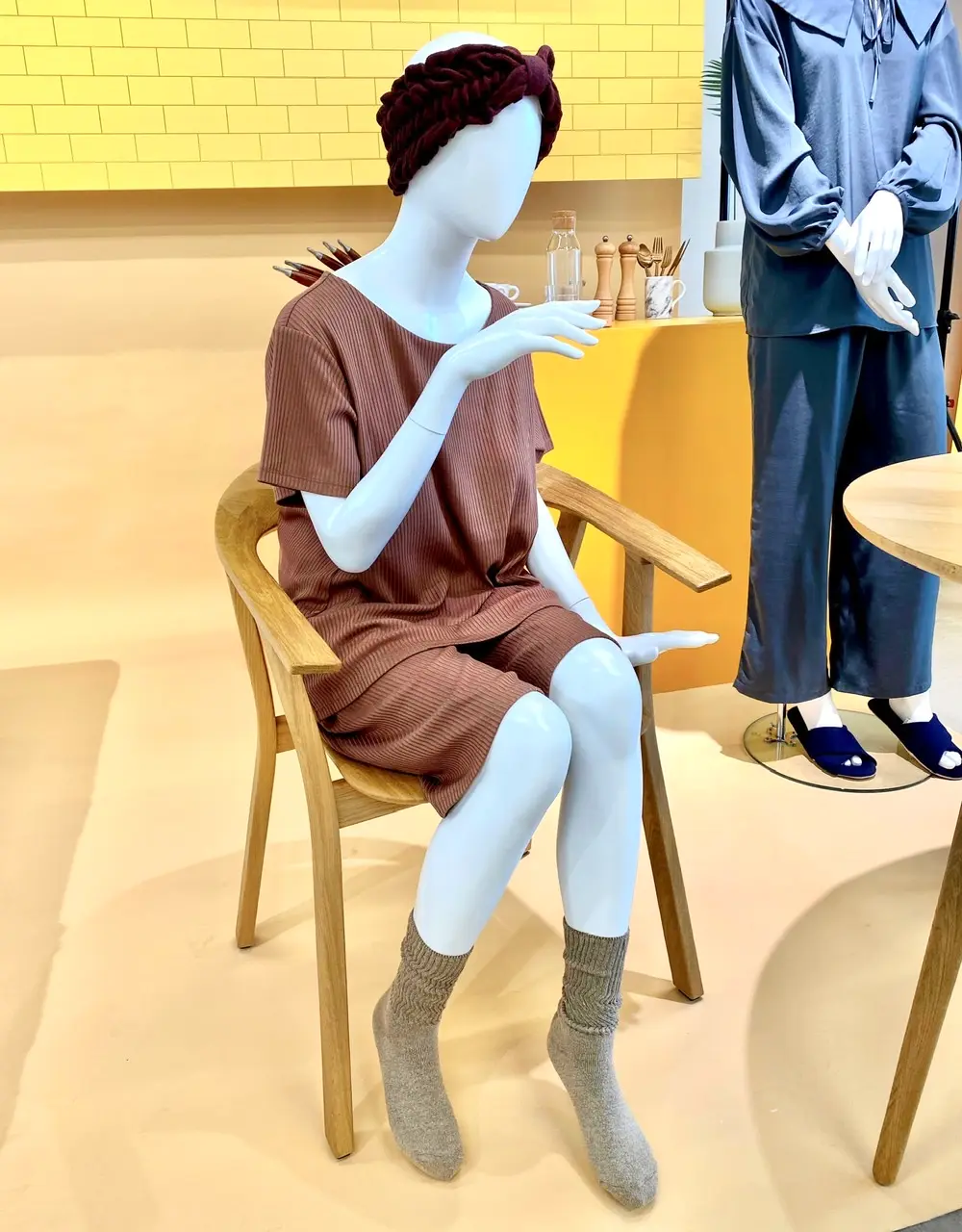 GUのカップツキラウンジセット