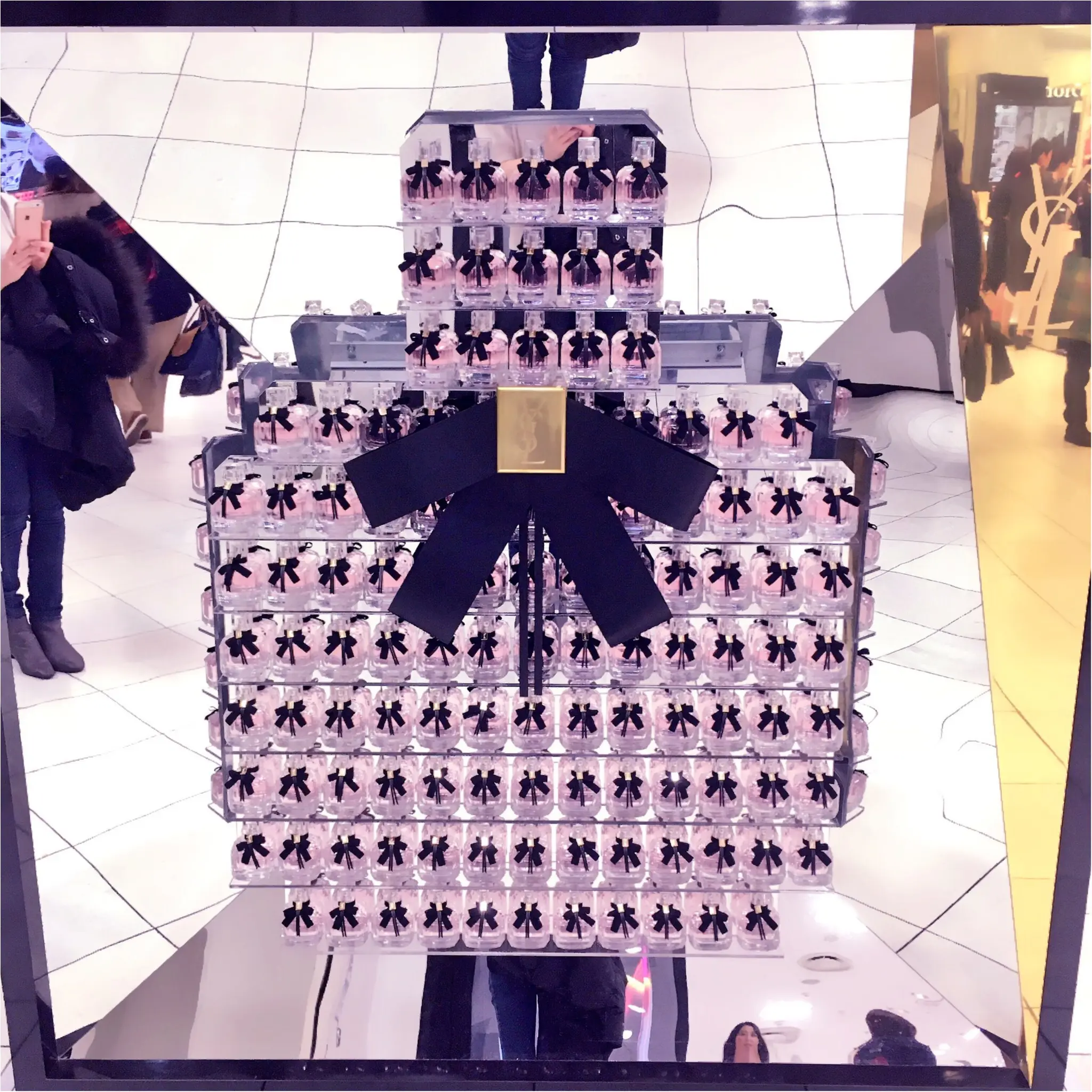 【今だけ!】新宿伊勢丹《YSL》であなただけの《モン パリ》をgetしちゃいましょ♡_3