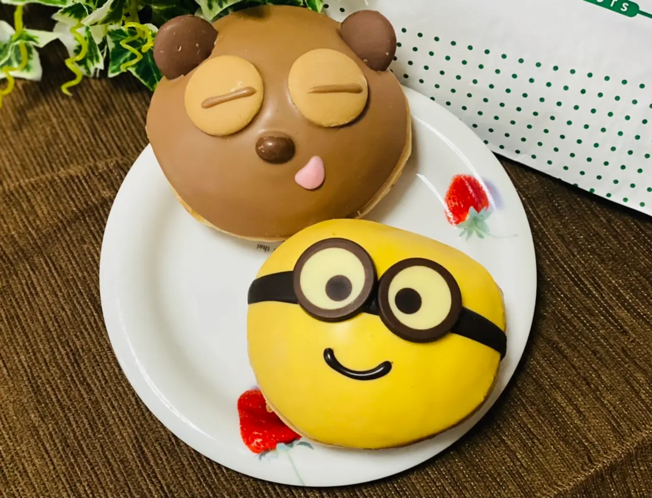 【クリスピー・クリーム・ドーナツ】可愛すぎるコラボ!《ミニオンドーナツ》は絶対買い♡_6