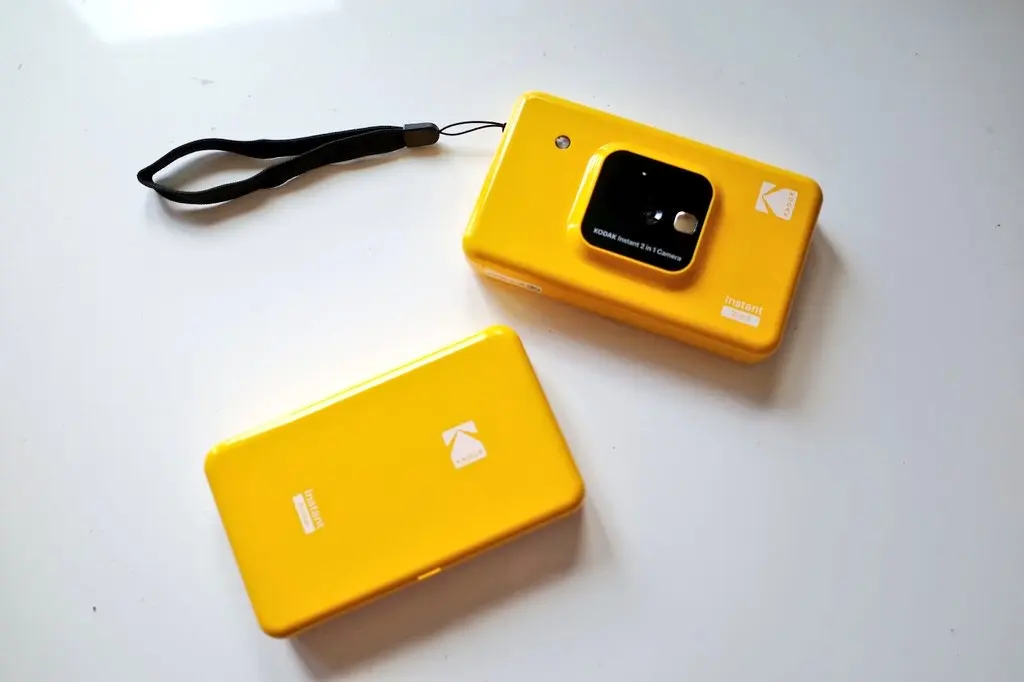 インスタントカメラ"Kodak"を手にして_1