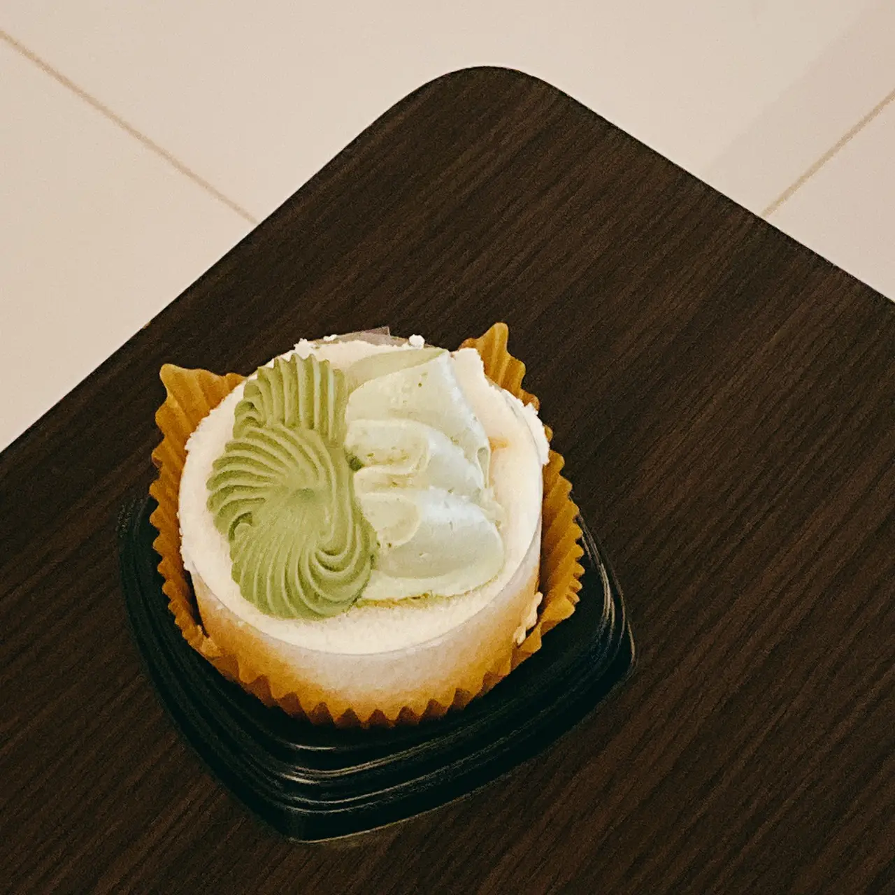【新発売】ほぼ抹茶クリーム!?毎月6日はロールケーキの日!【食レポ】_4