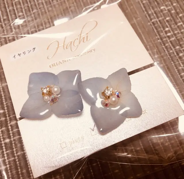 本物のお花を使用した《イヤリング》がとーってもキレイでかわいかったので購入しました♡_1