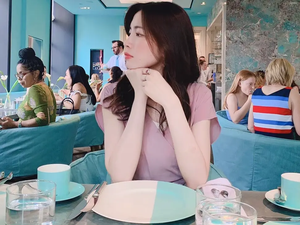 【思い出投稿】〈NY〉予約困難の大人気ティファニーカフェ『The Blue Box Cafe』_7